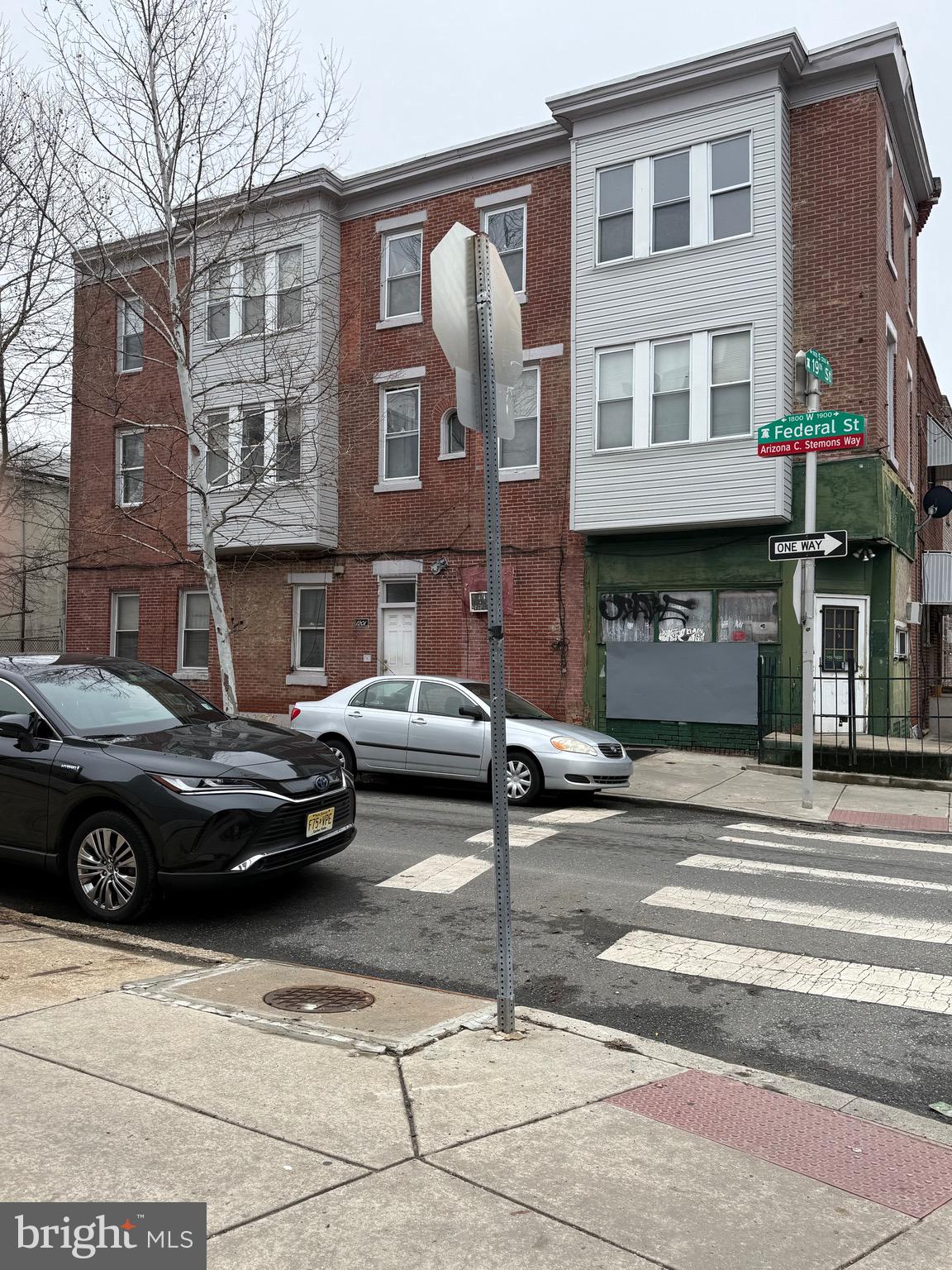 POINT BREEZE - Residential Income