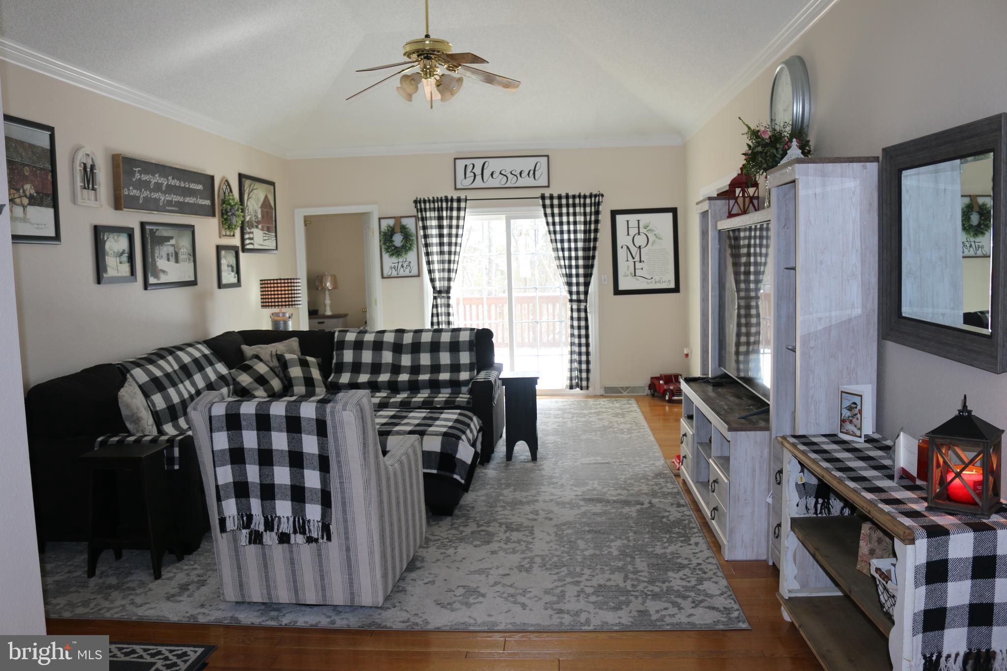 THE POINT - Residential