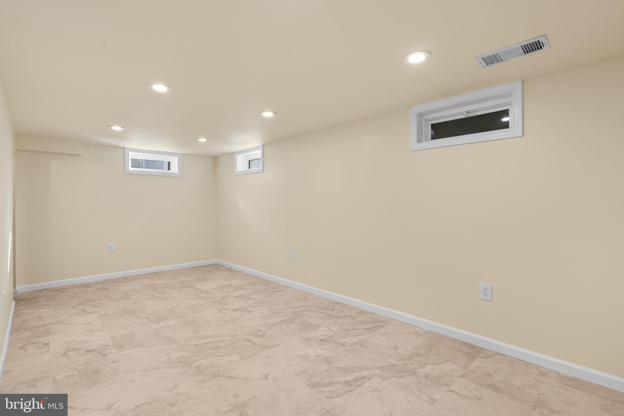 MARYLAND CITY - Residential