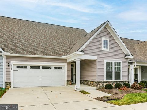 Townhouse For Sale - 6708 Big Laurel Lane<br/> FREDERICKSBURG, VA 22407