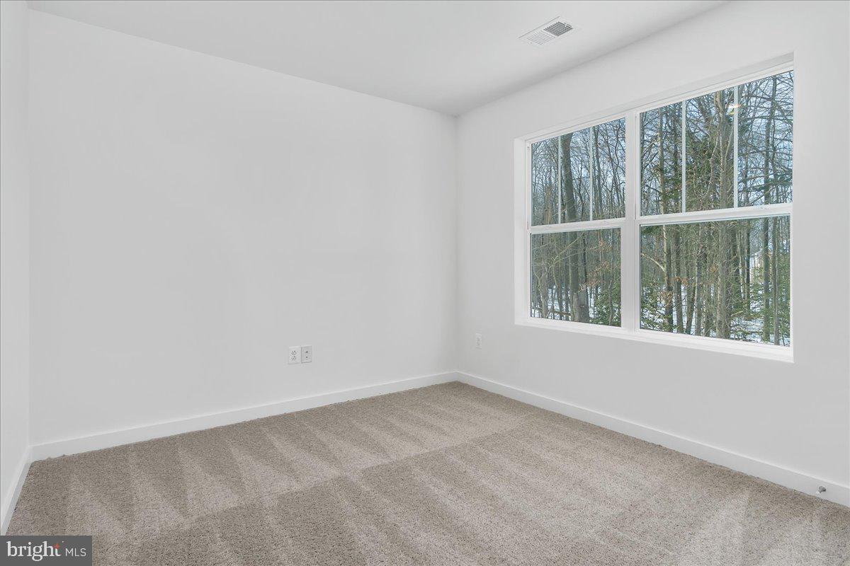 SHADY SIDE - Residential