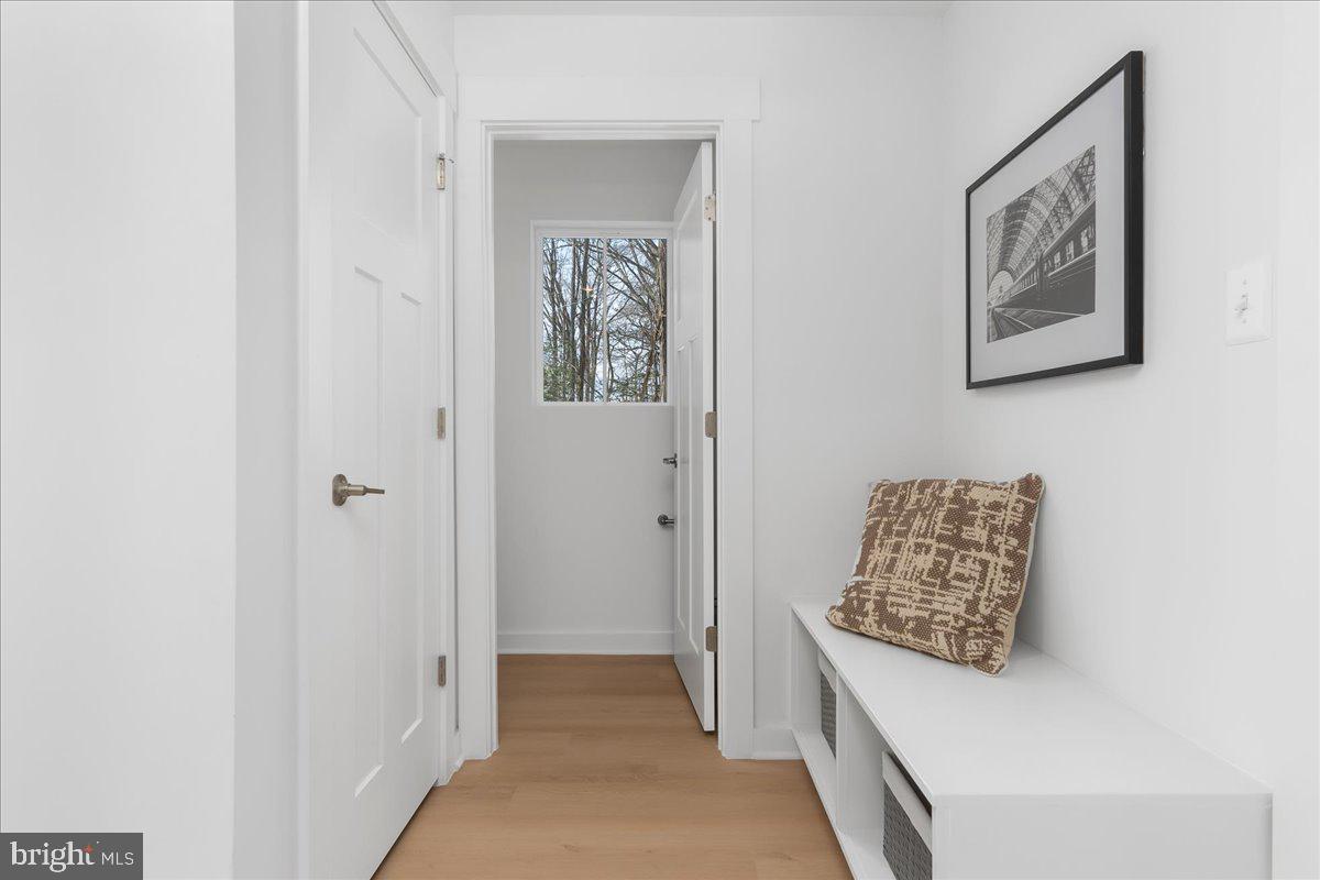 SHADY SIDE - Residential