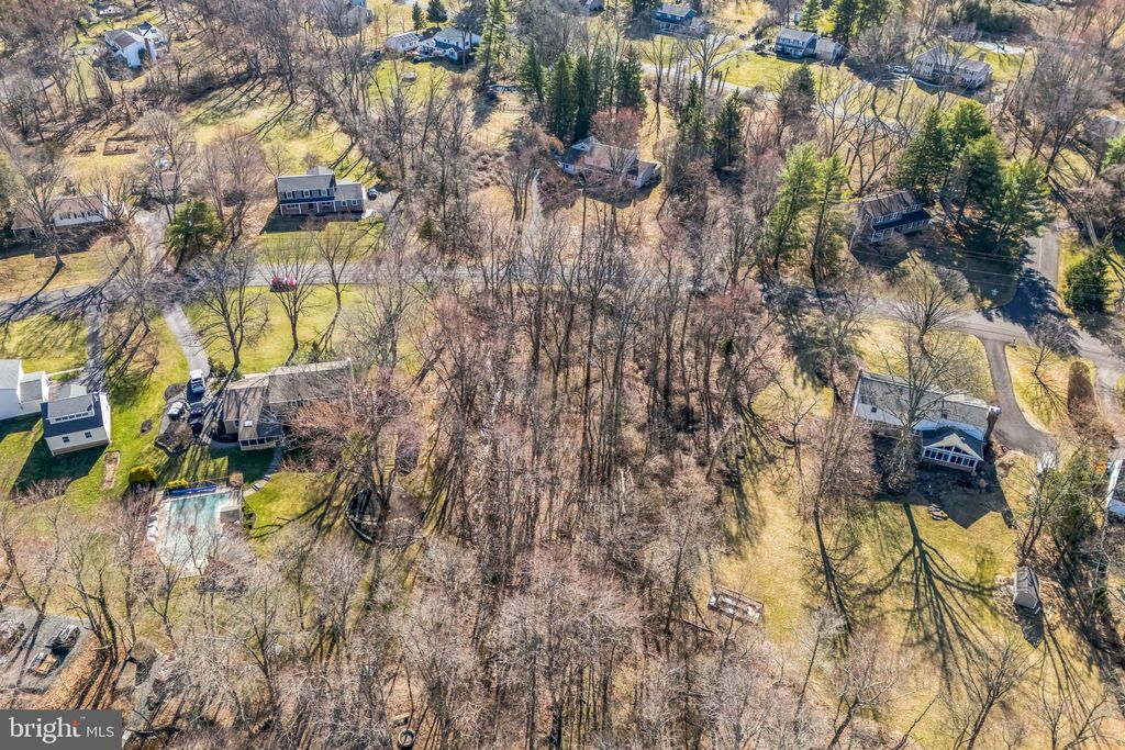 Photo of 137 Pebble Woods, DOYLESTOWN, PA 18901 (MLS # PABU2090162)