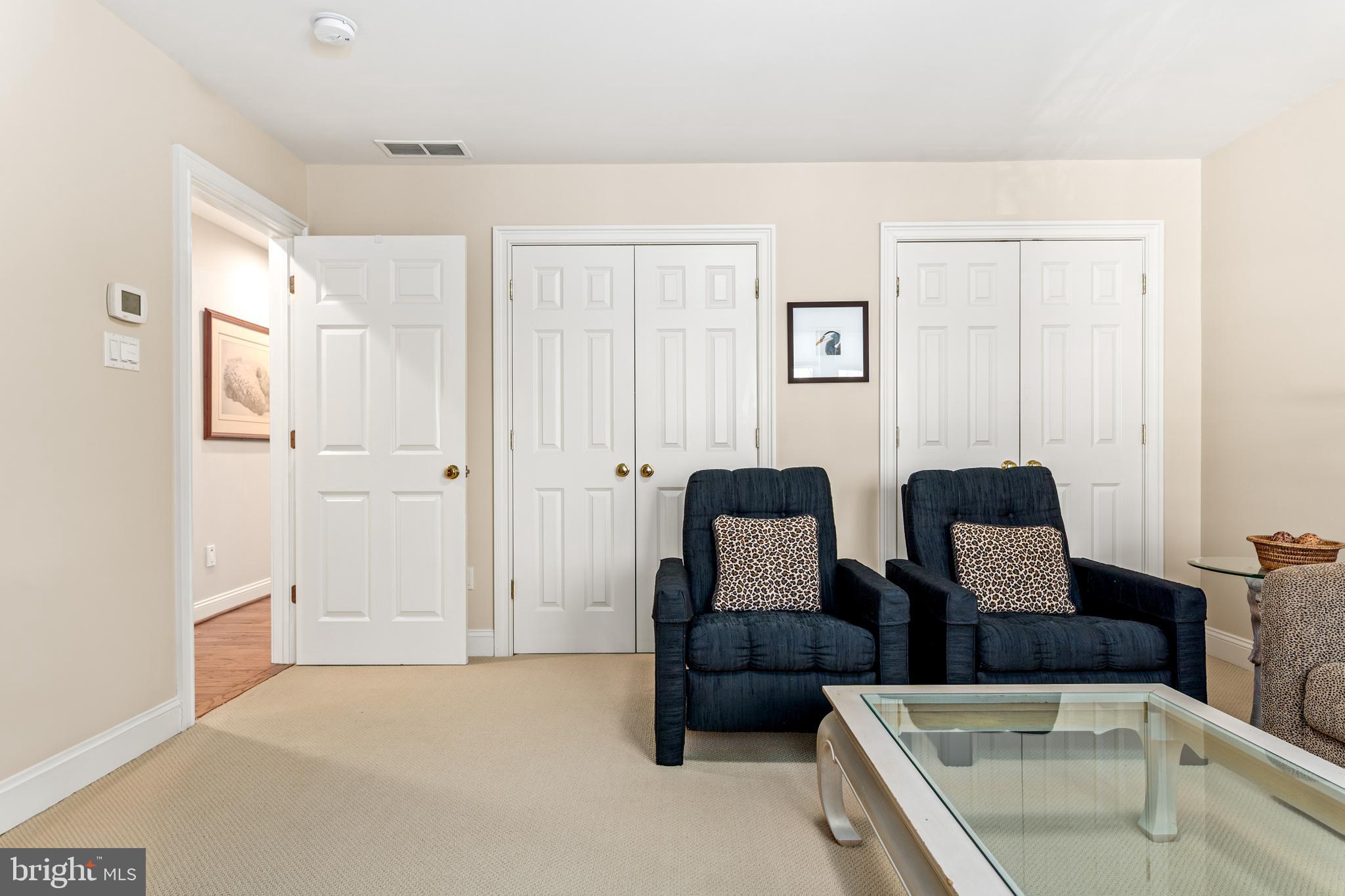 ARONIMINK - Residential