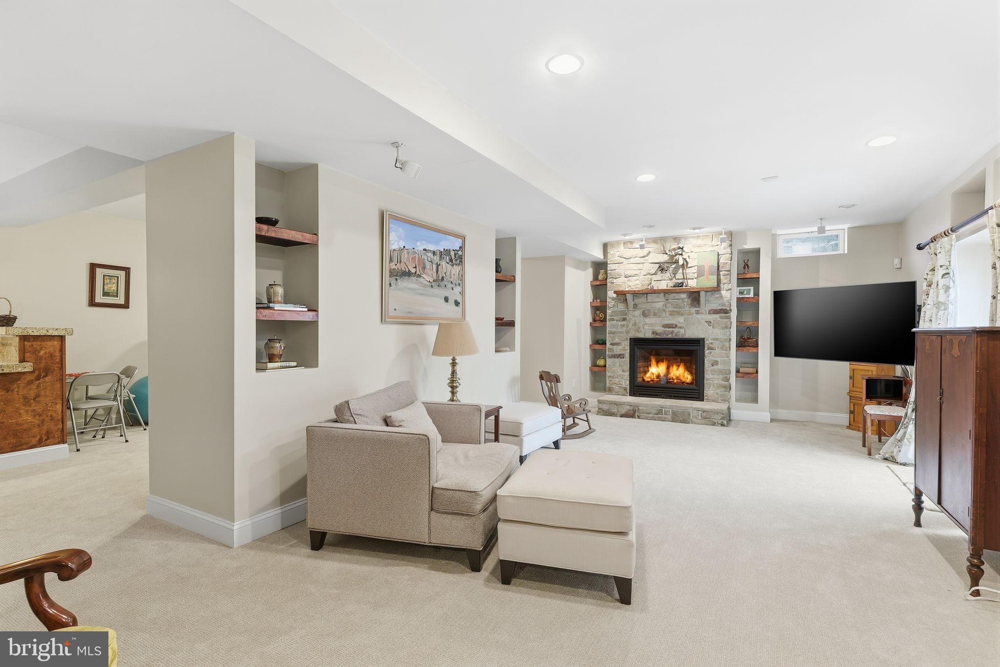 DOLINGTON ESTATES - Residential