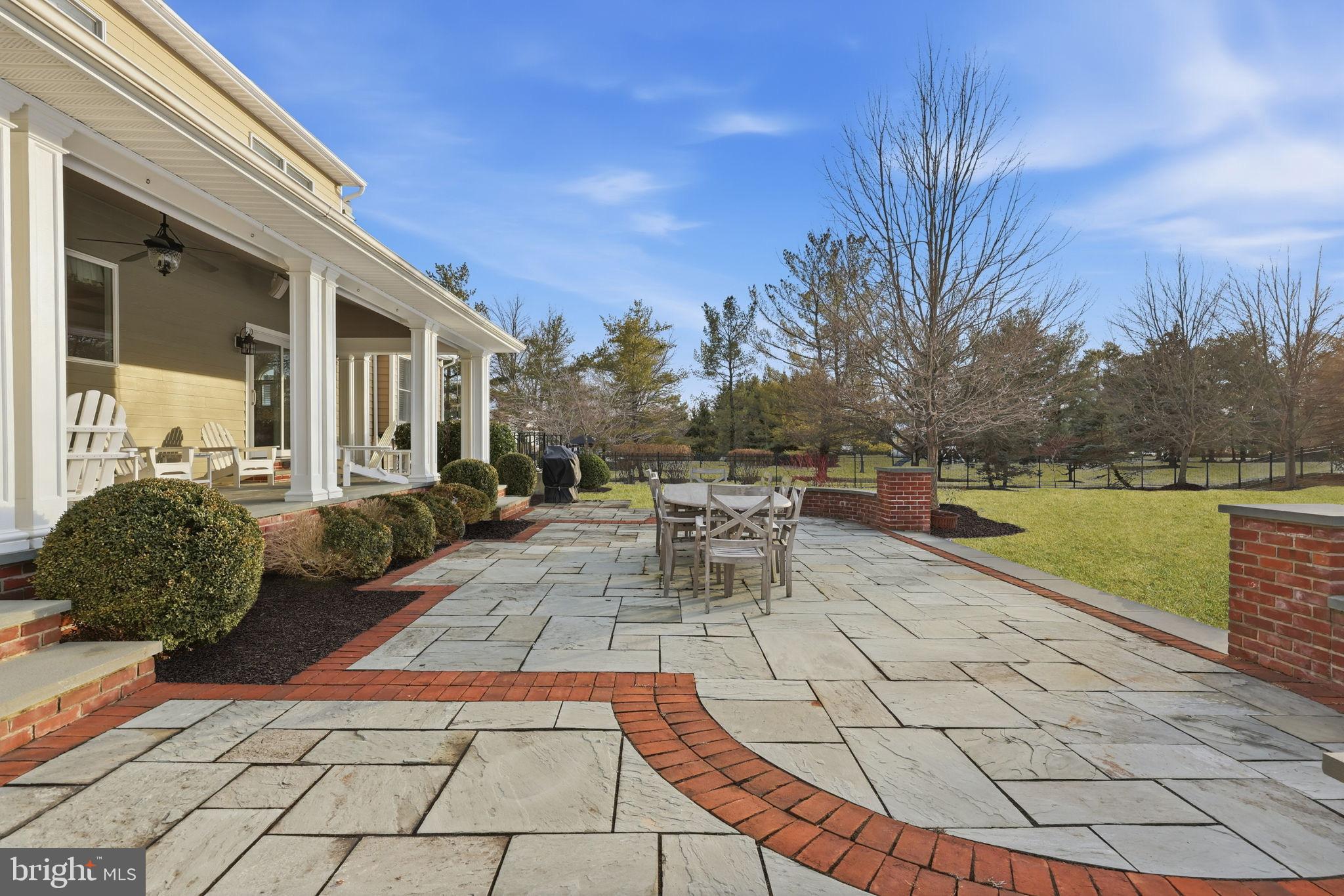 DOLINGTON ESTATES - Residential