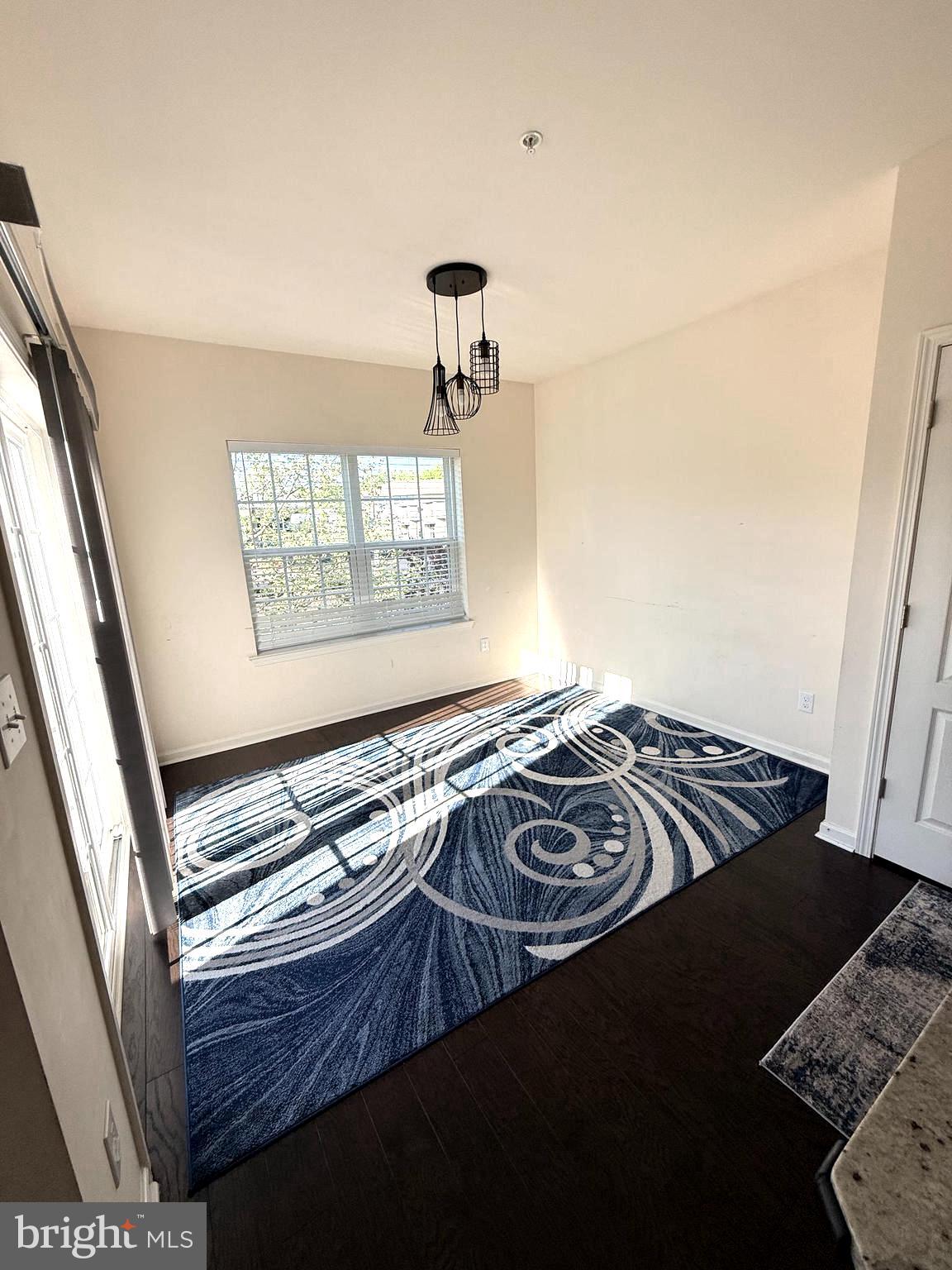 HIGH GROVE - Residential