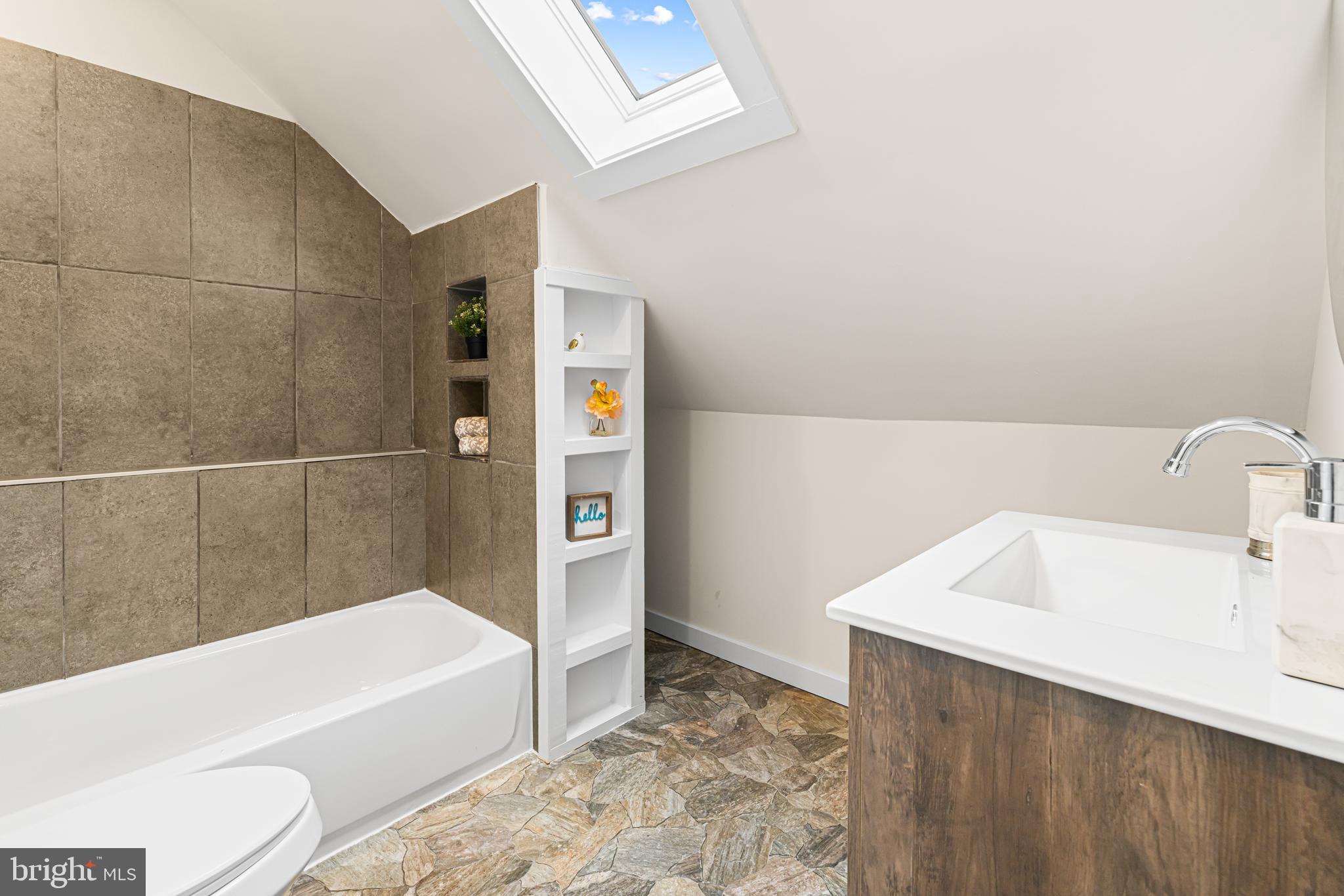 ANDALUSIA - Residential