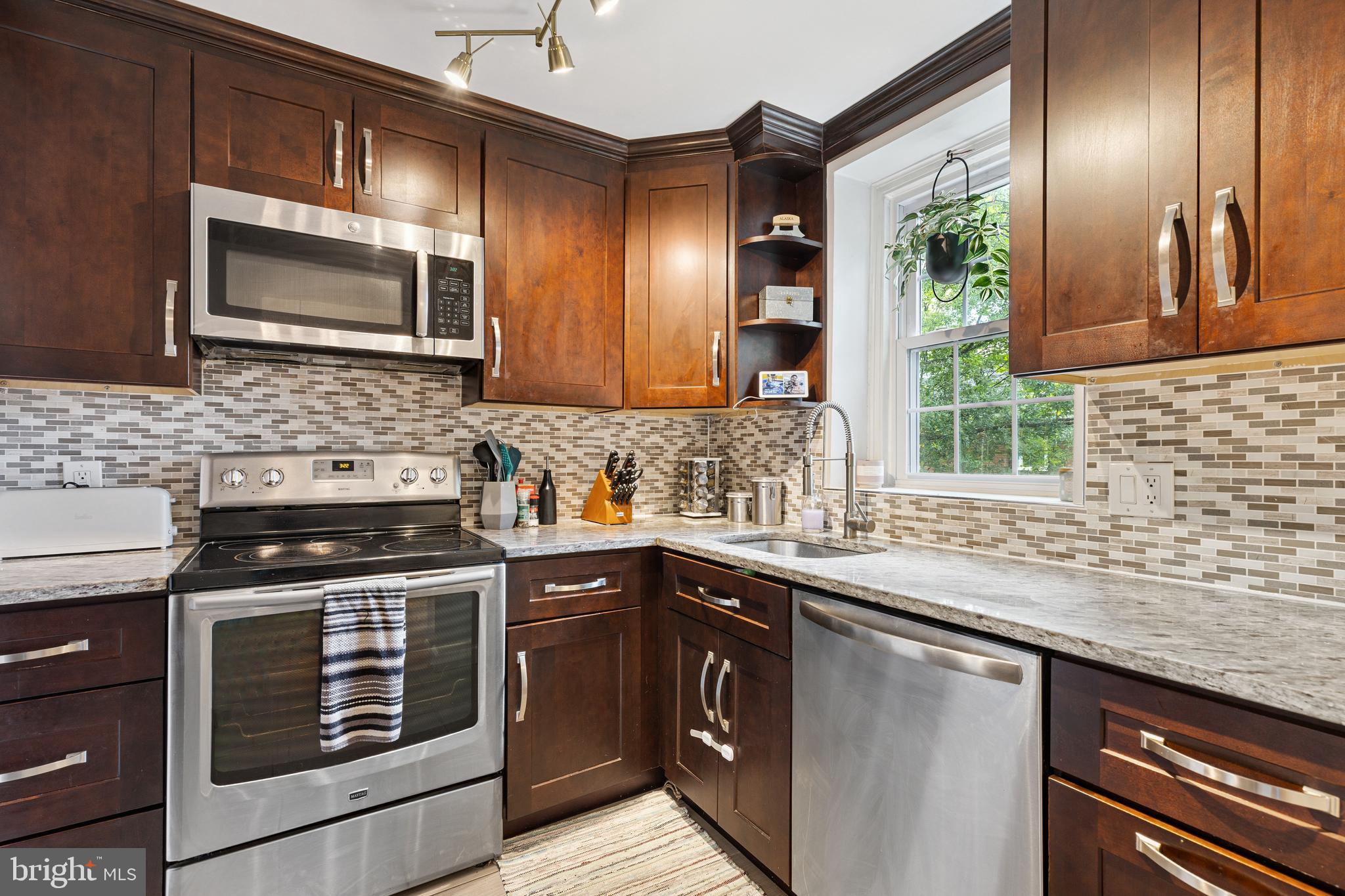 FAIRLINGTON VILLAGES - Residential