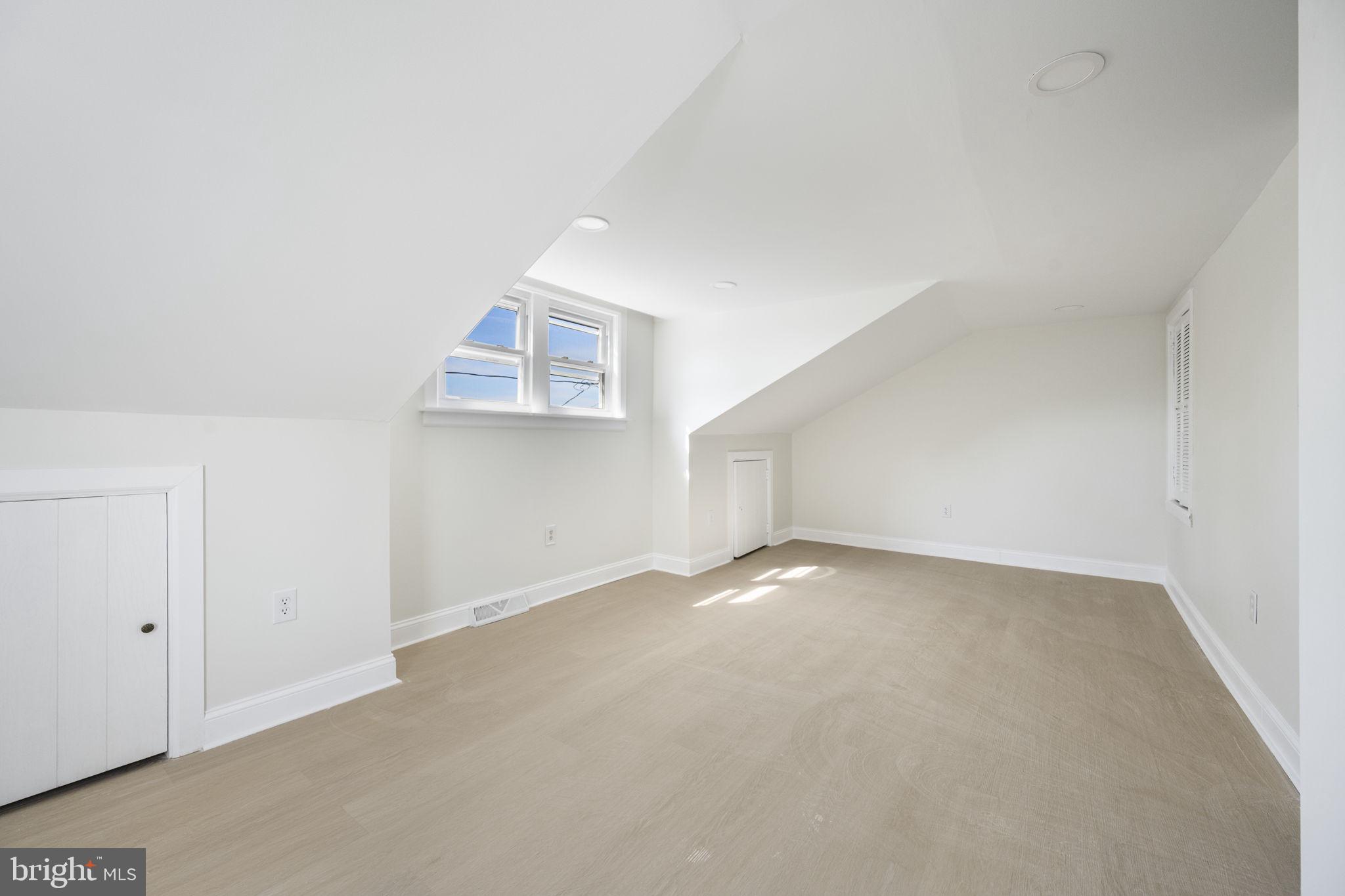 WEST LAWN - Residential