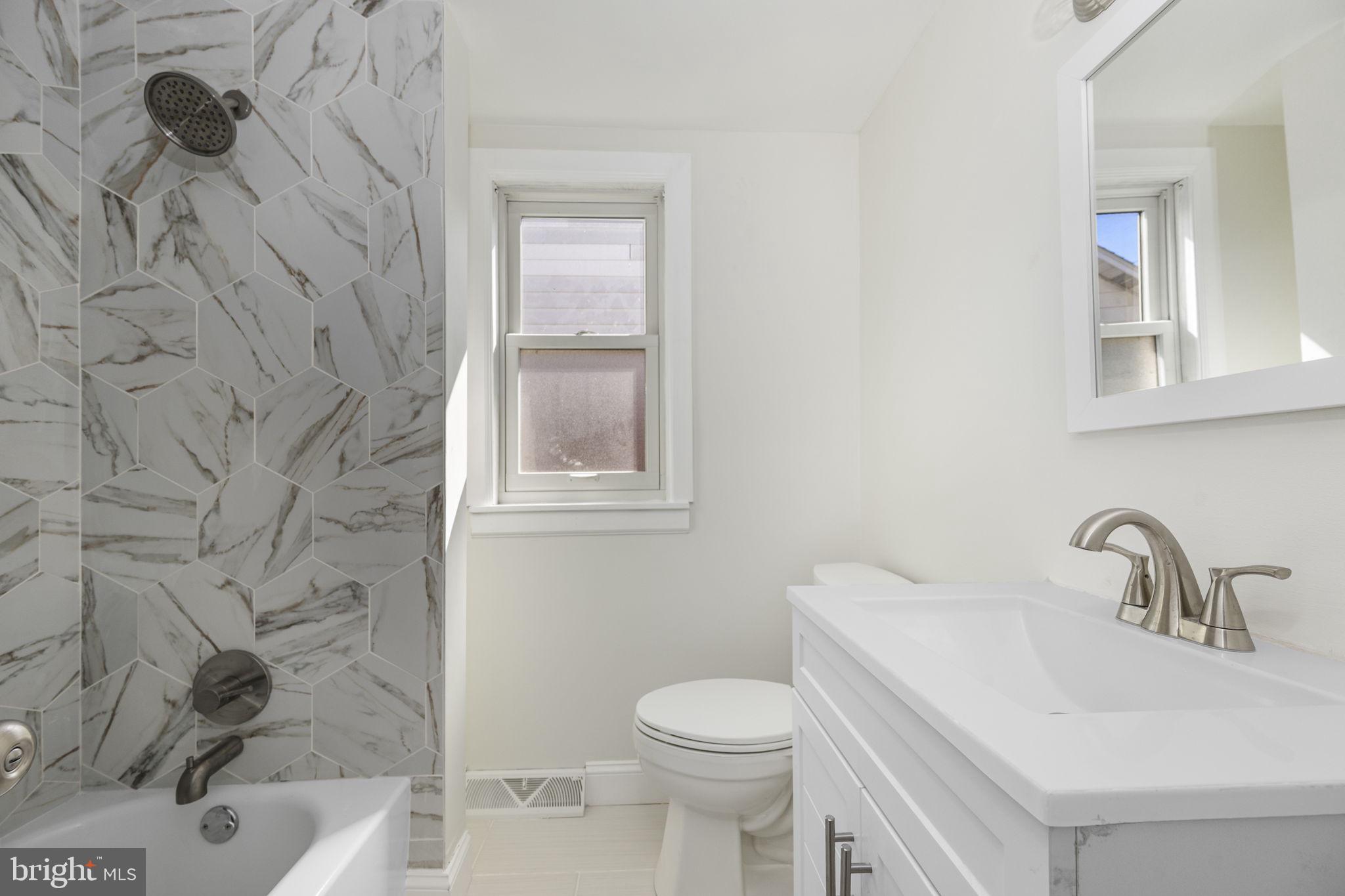 WEST LAWN - Residential