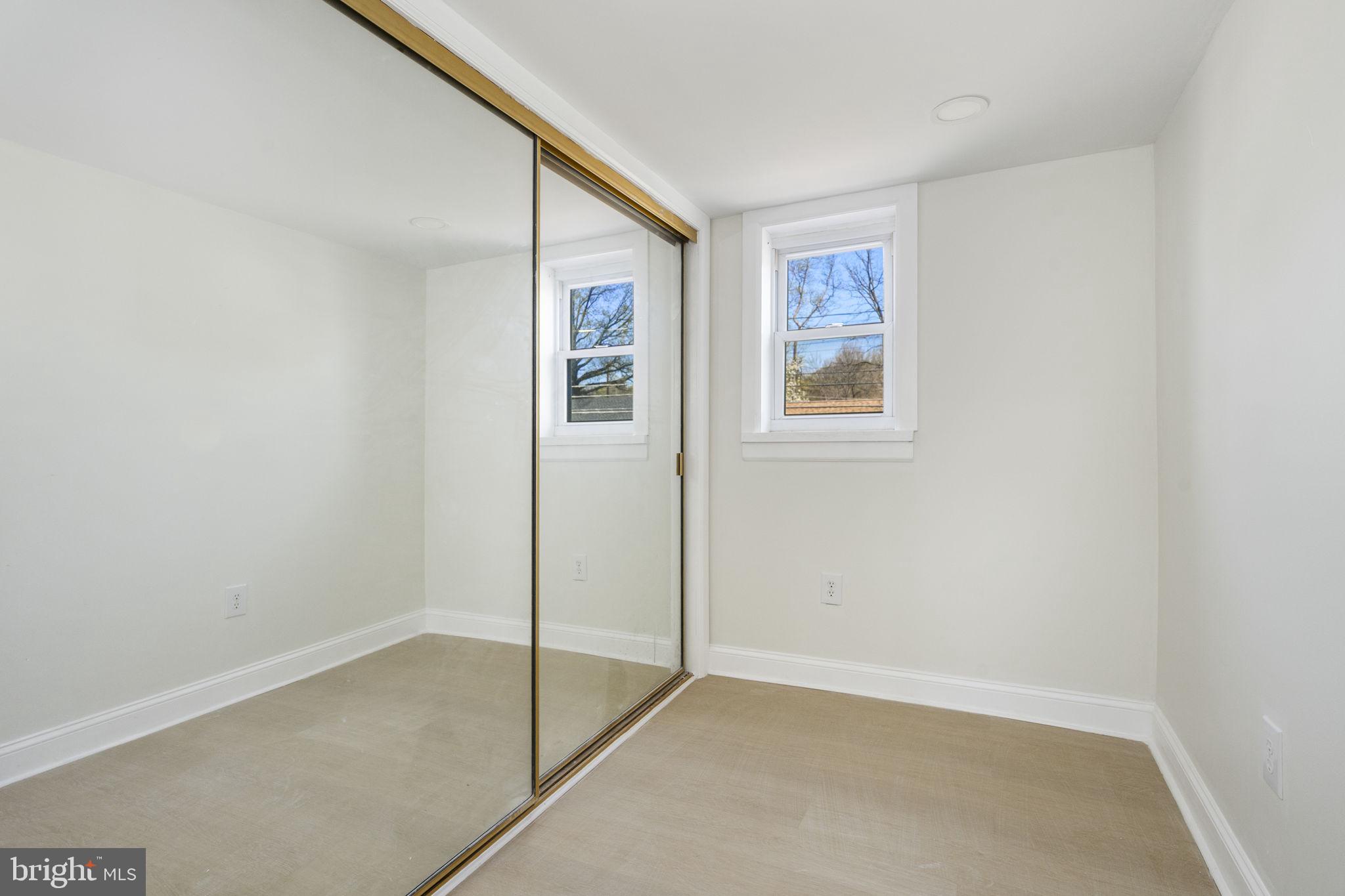 WEST LAWN - Residential