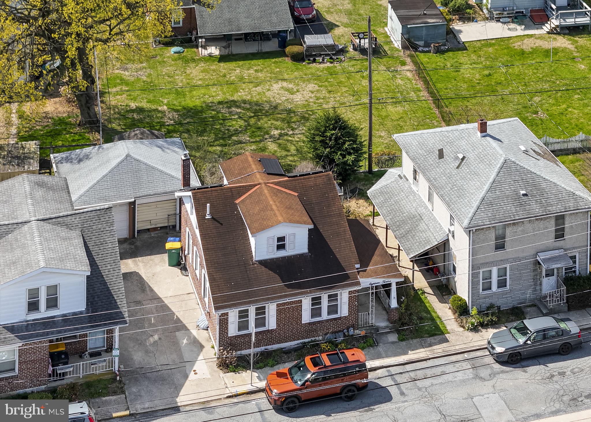 WEST LAWN - Residential