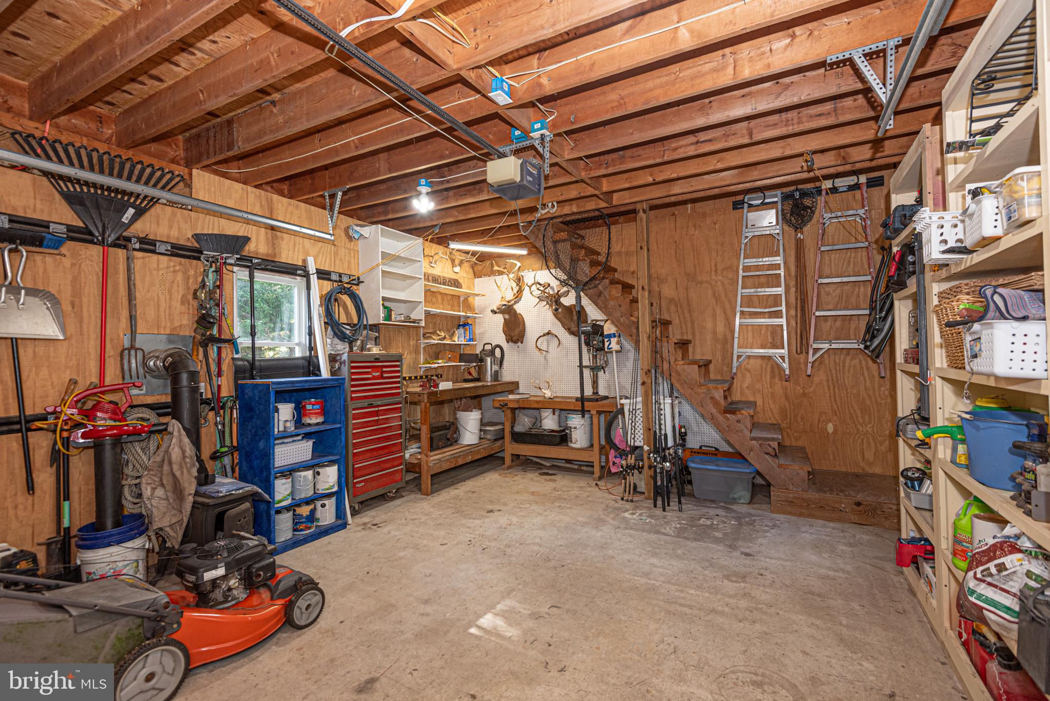 SALT POND - Residential