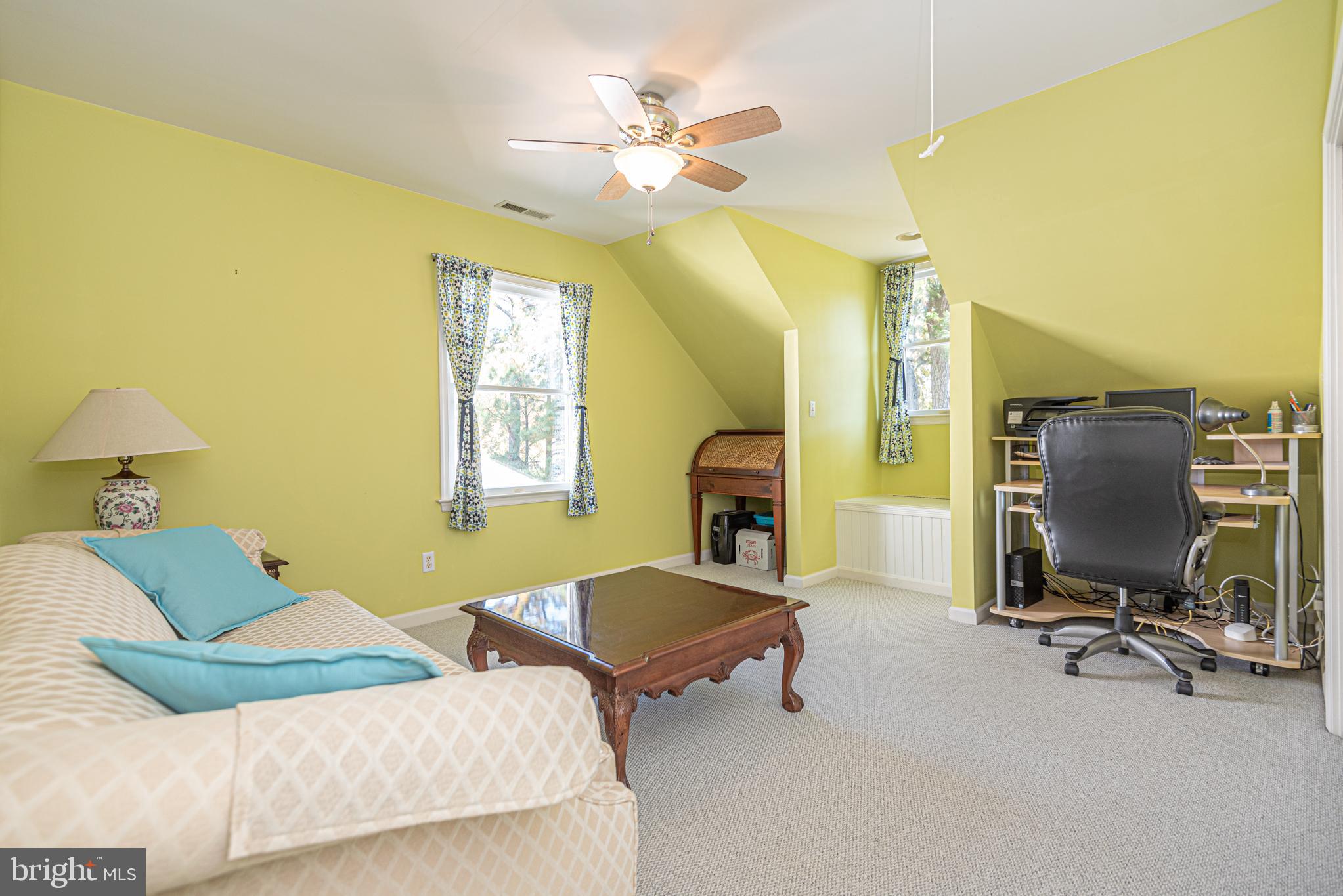 SALT POND - Residential