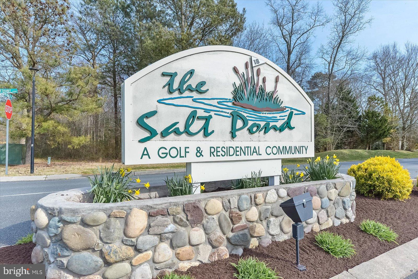 SALT POND - Residential