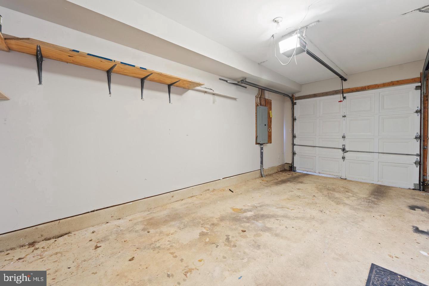 ARLINGTON PARK - Residential Lease