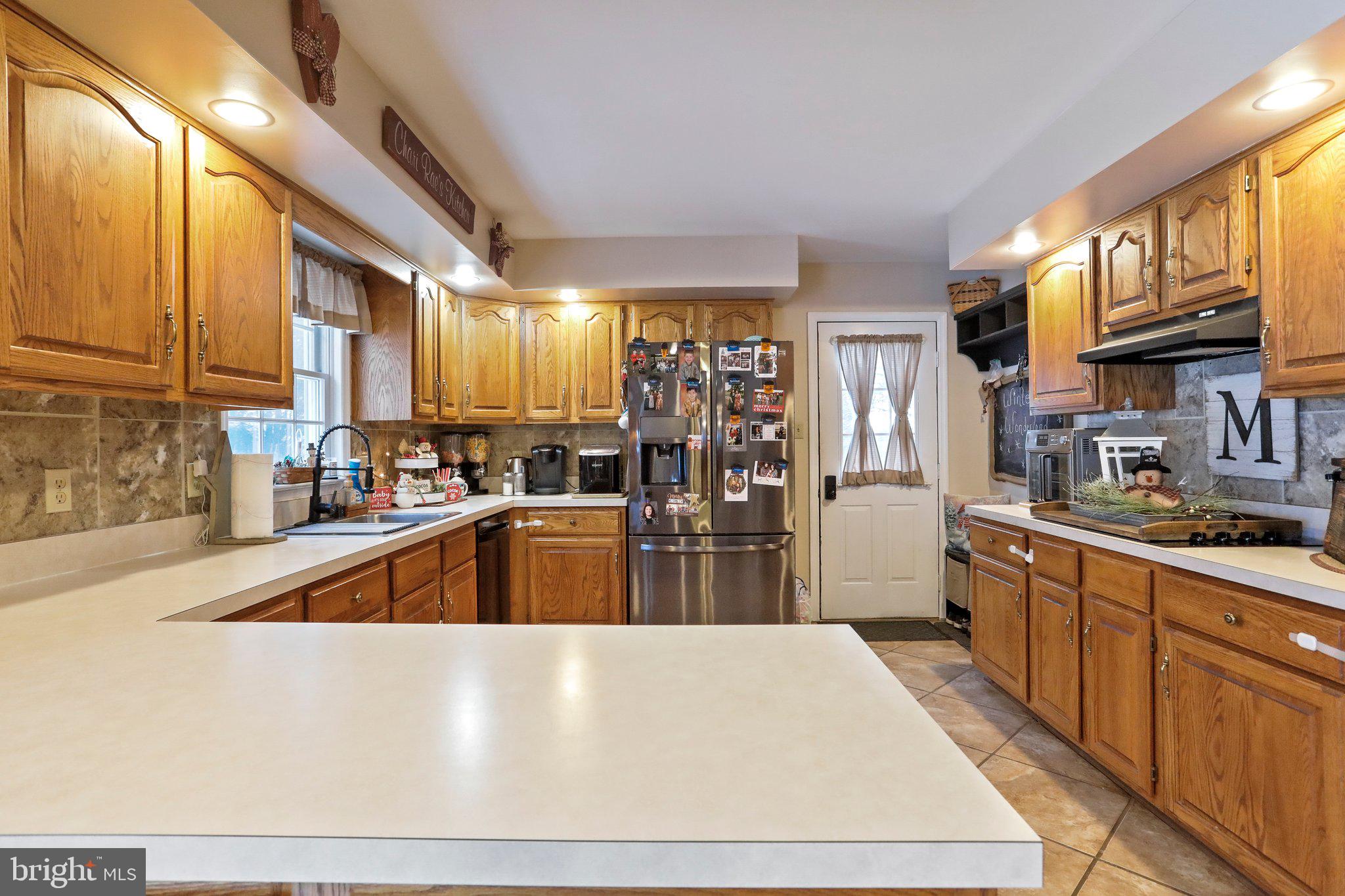 WINDOVER HILLS - Residential