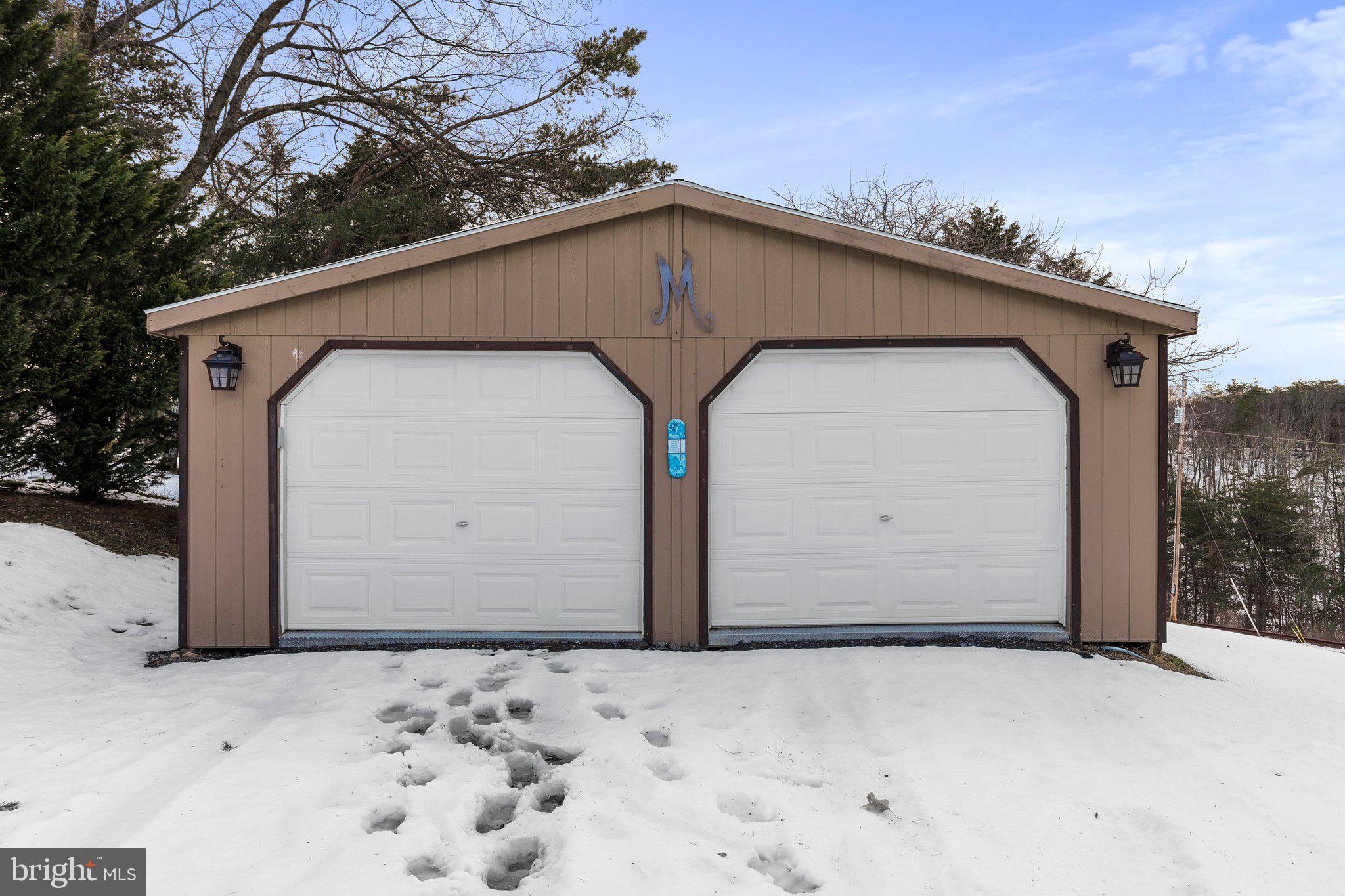 WINDOVER HILLS - Residential