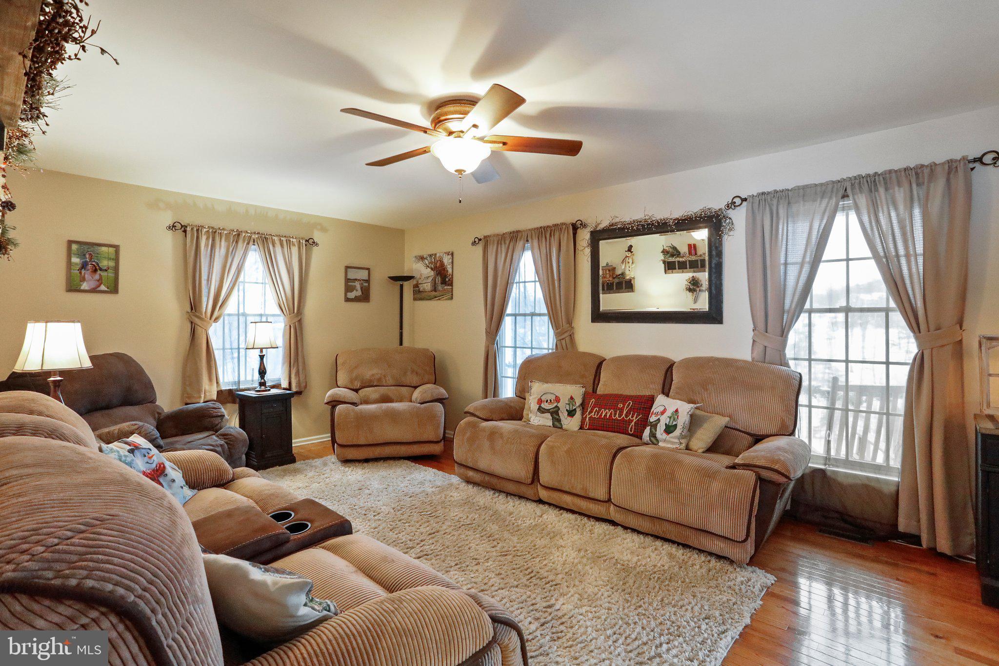 WINDOVER HILLS - Residential