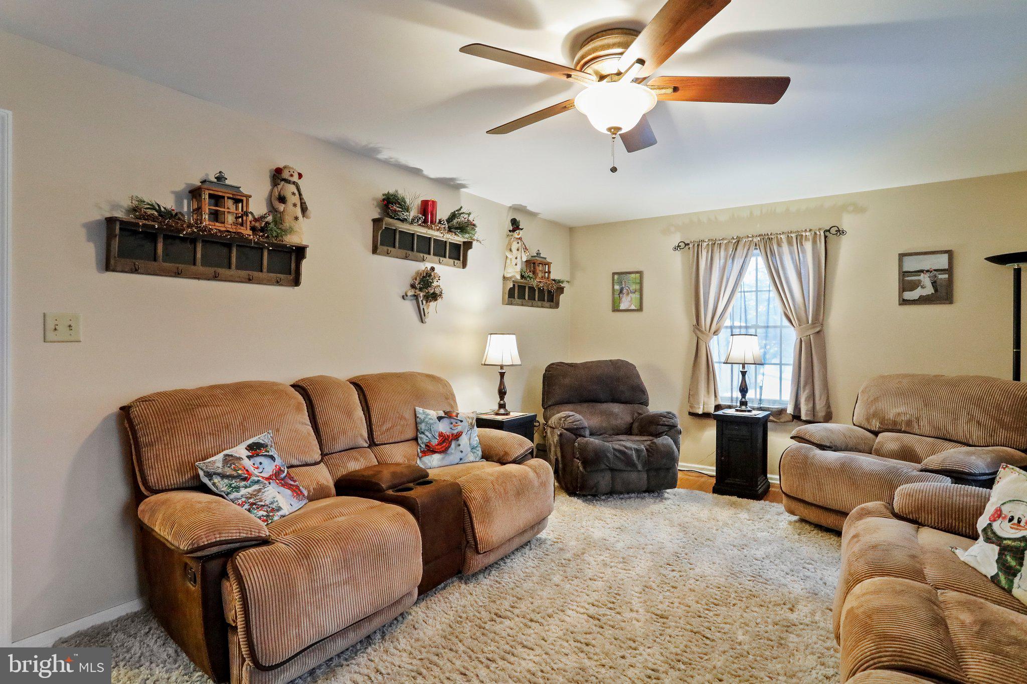 WINDOVER HILLS - Residential