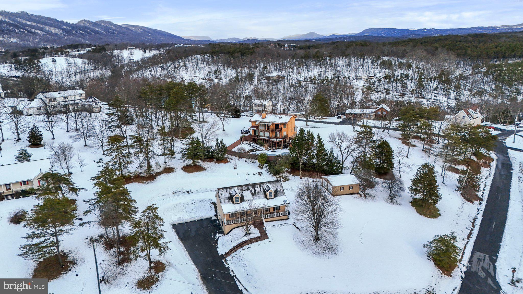 WINDOVER HILLS - Residential