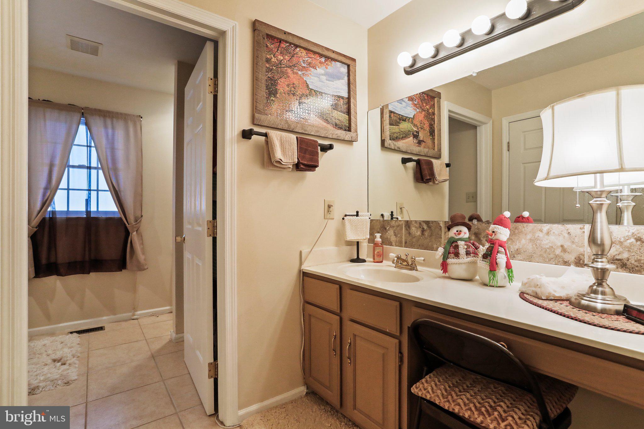 WINDOVER HILLS - Residential