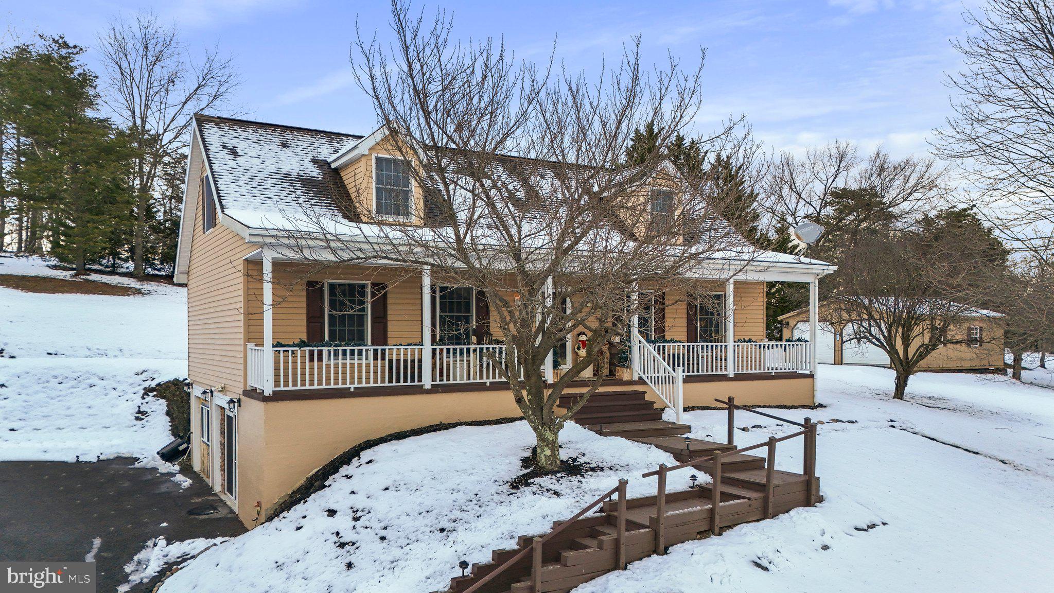 WINDOVER HILLS - Residential