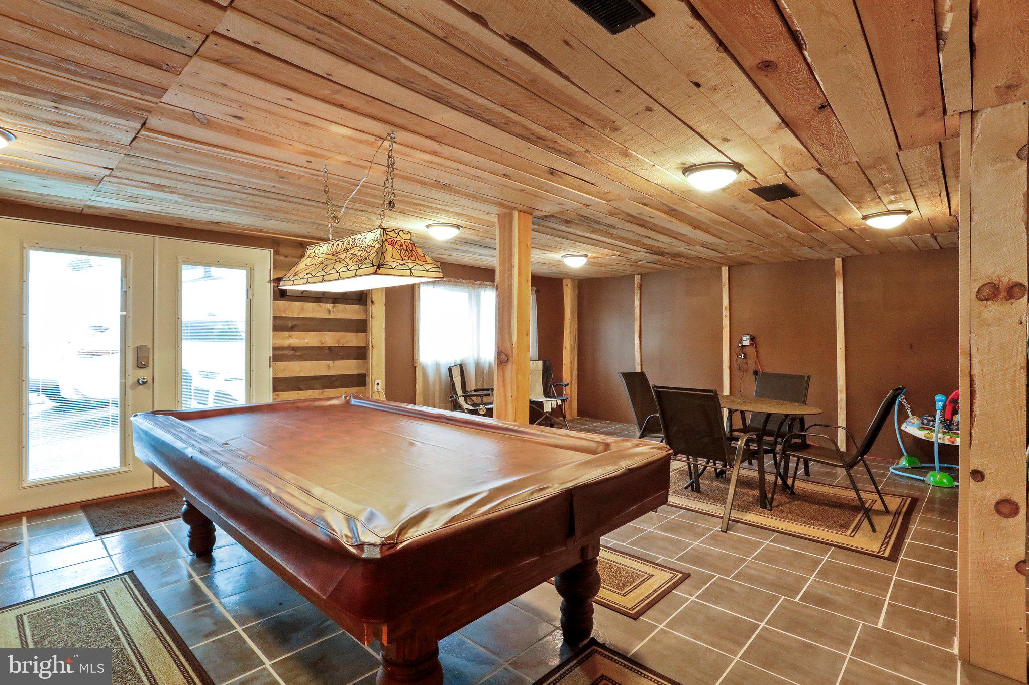 WINDOVER HILLS - Residential