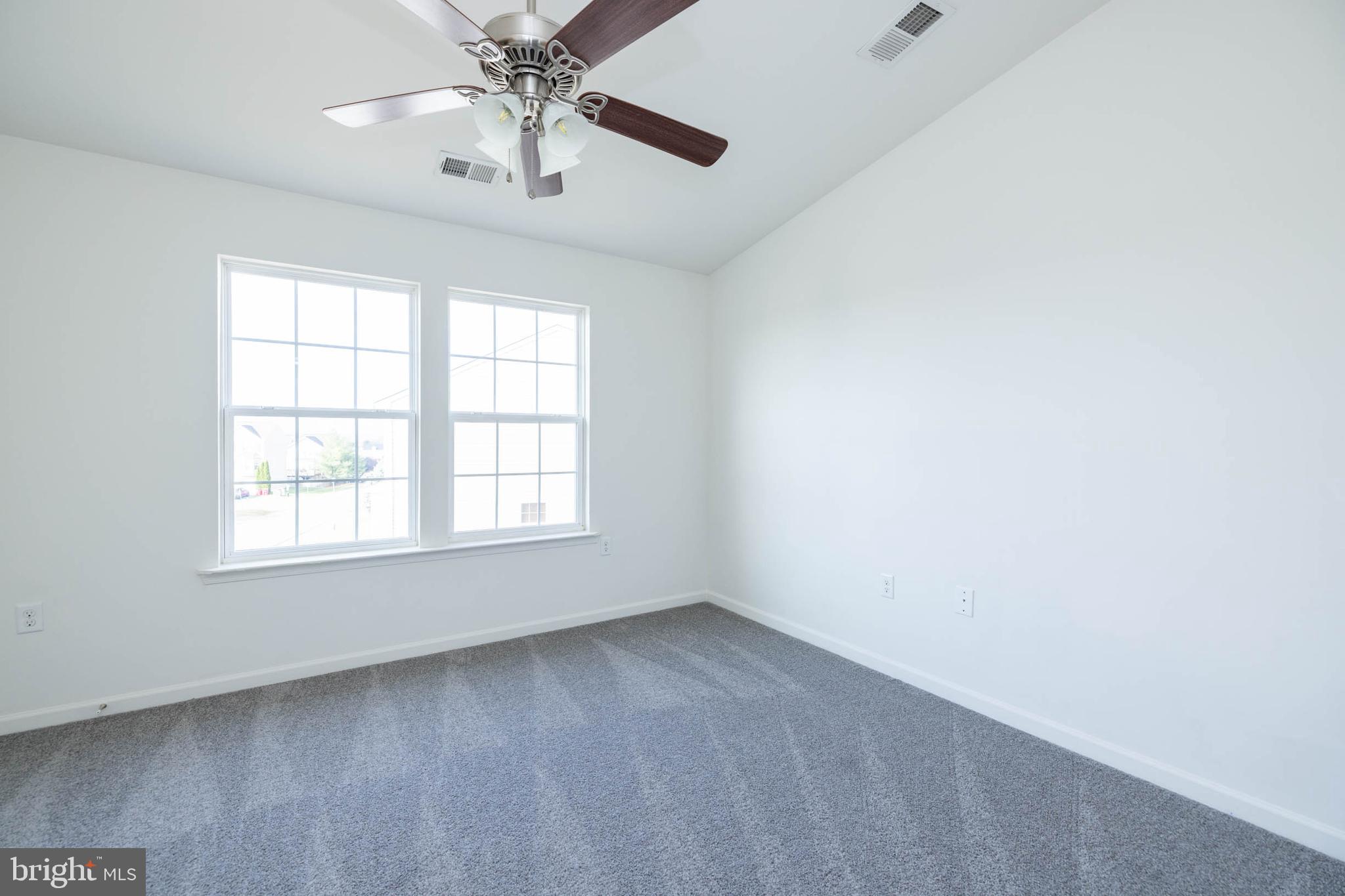 MANOR PARK - Residential