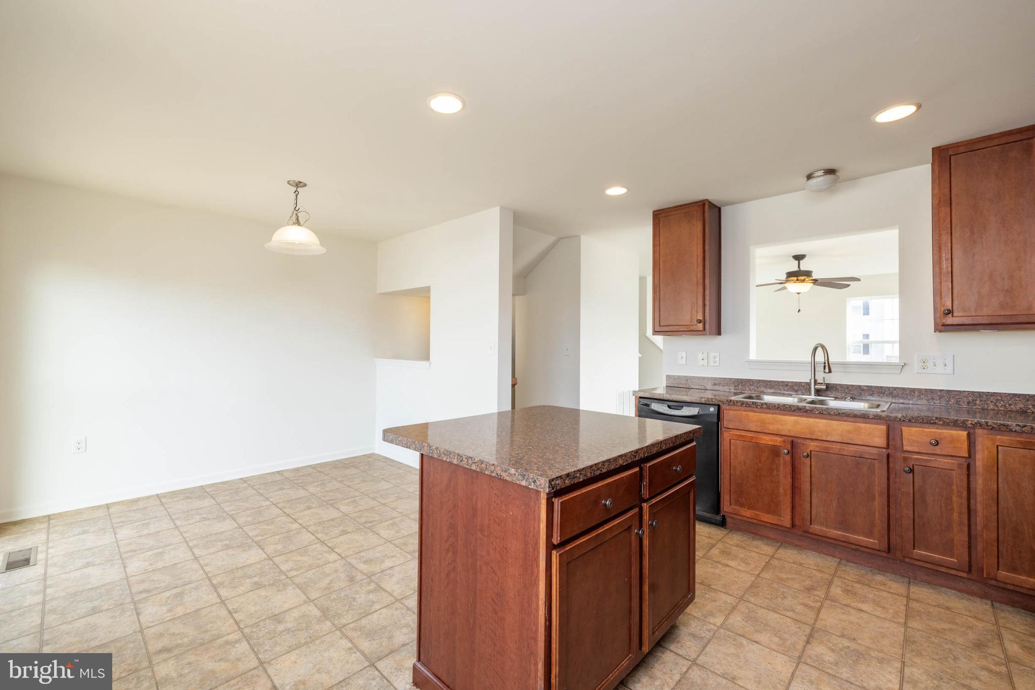 MANOR PARK - Residential