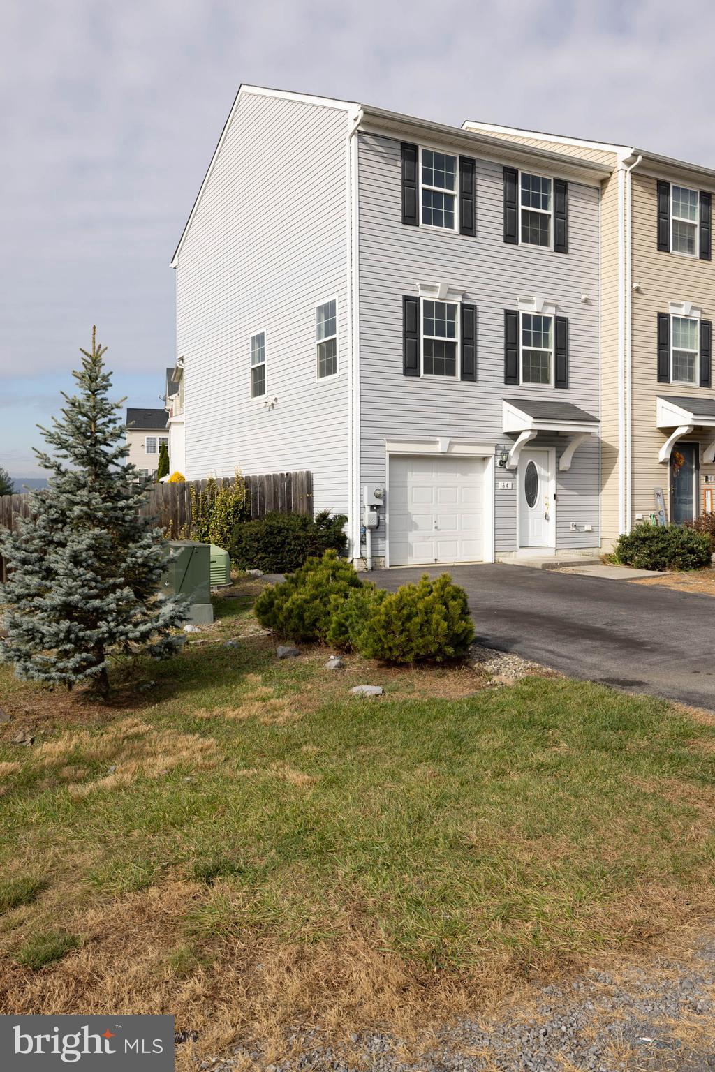 MANOR PARK - Residential