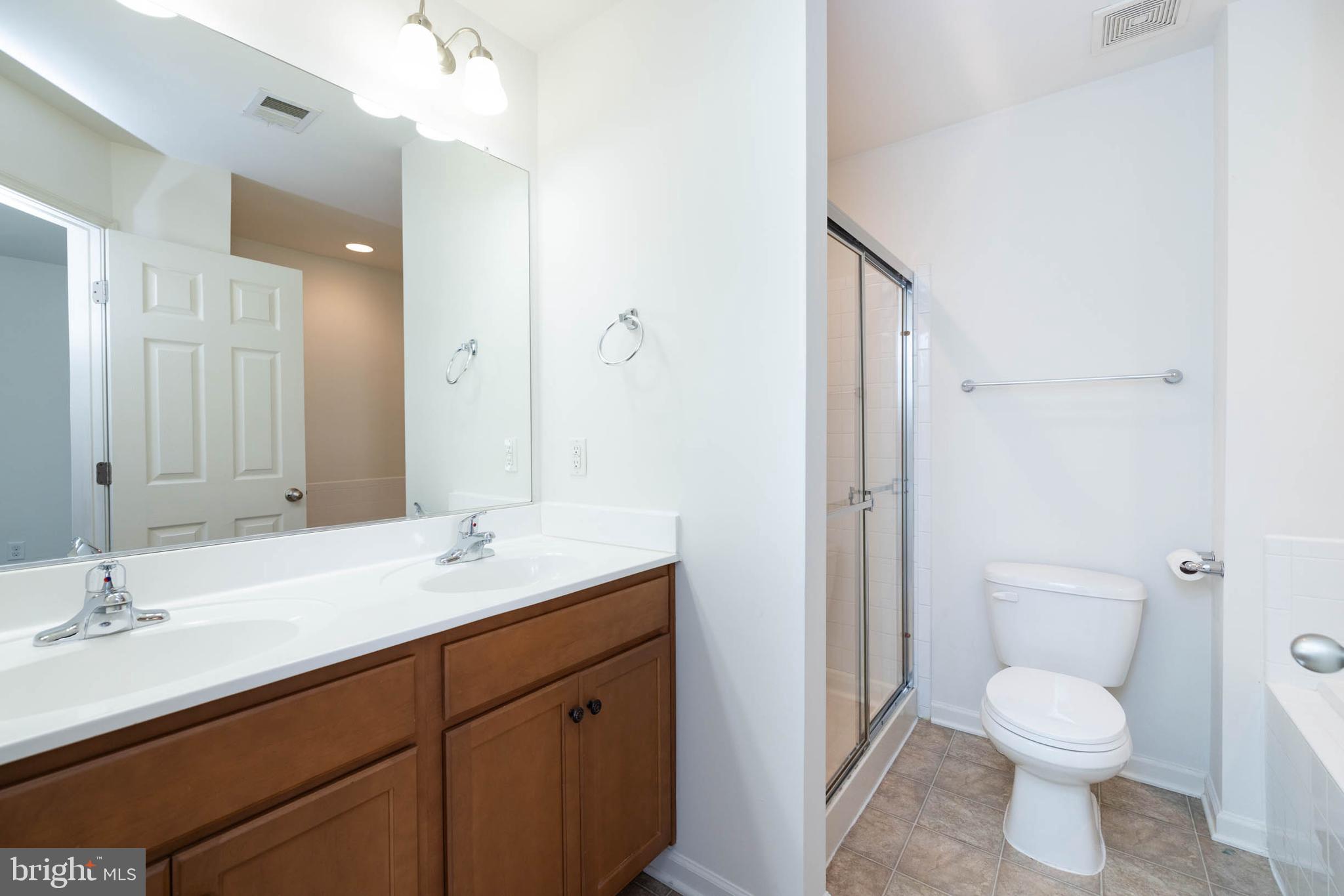 MANOR PARK - Residential