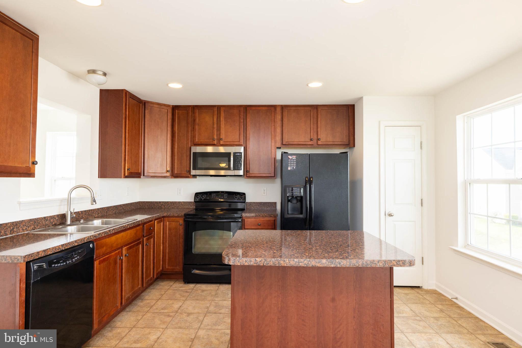 MANOR PARK - Residential