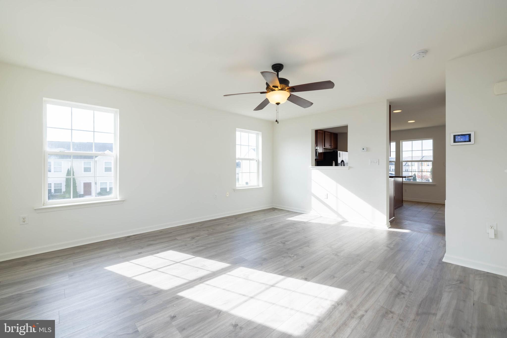 MANOR PARK - Residential