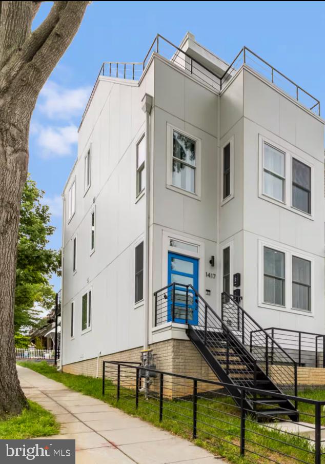 1417 MONTELLO AVENUE NE 2