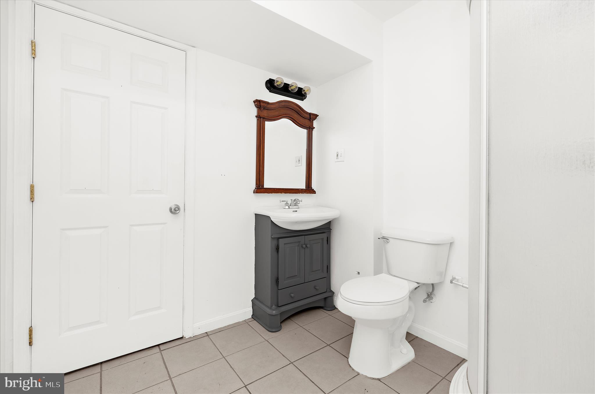 LAKE COVENTRY - Residential