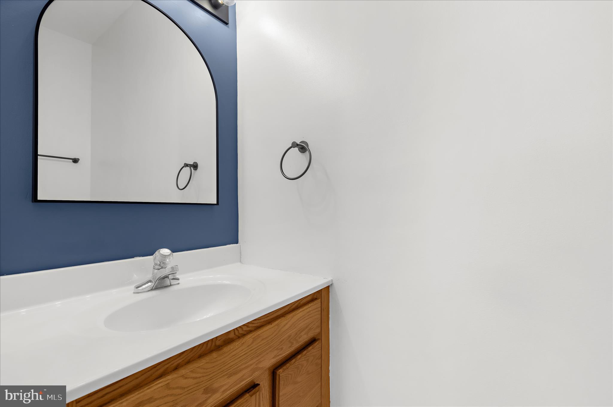 LAKE COVENTRY - Residential