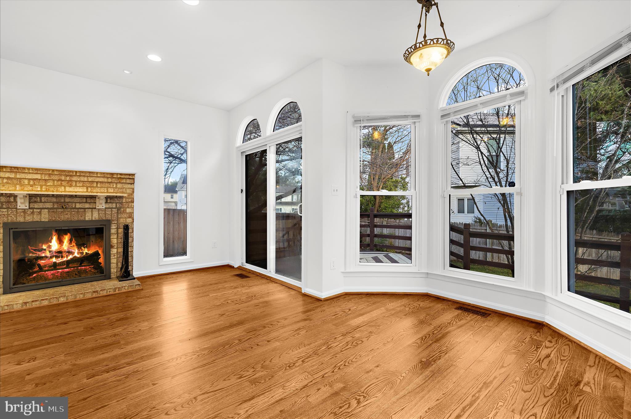 LAKE COVENTRY - Residential