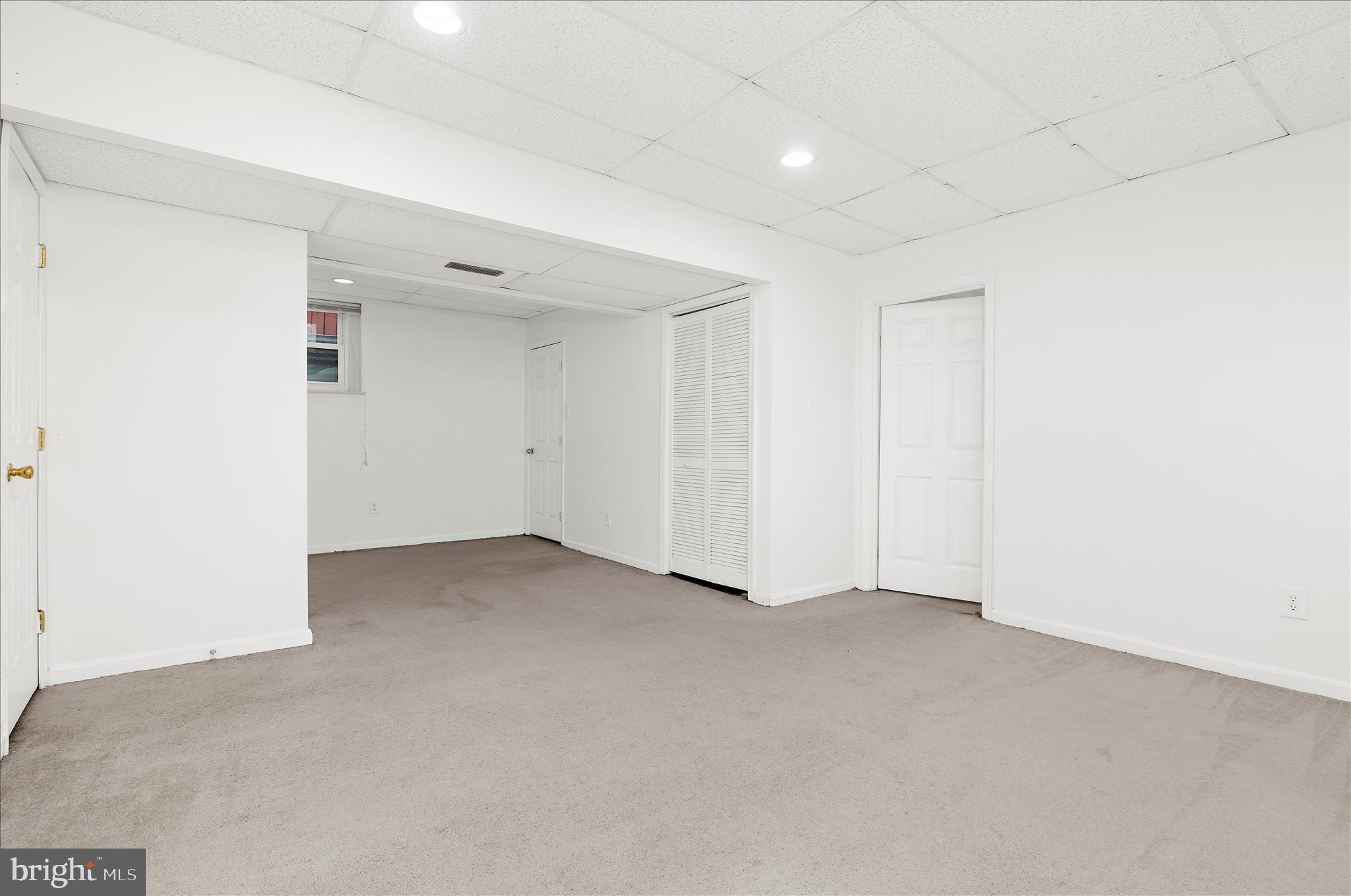 LAKE COVENTRY - Residential