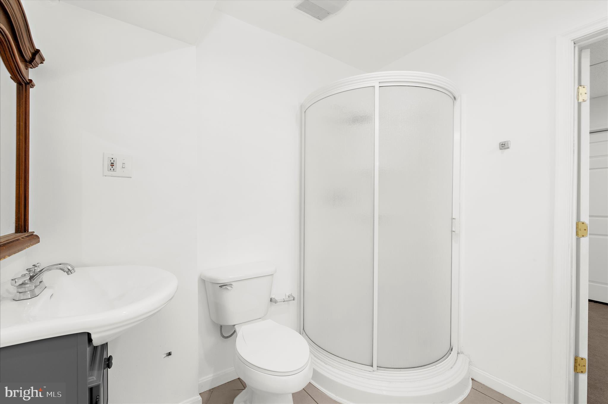 LAKE COVENTRY - Residential