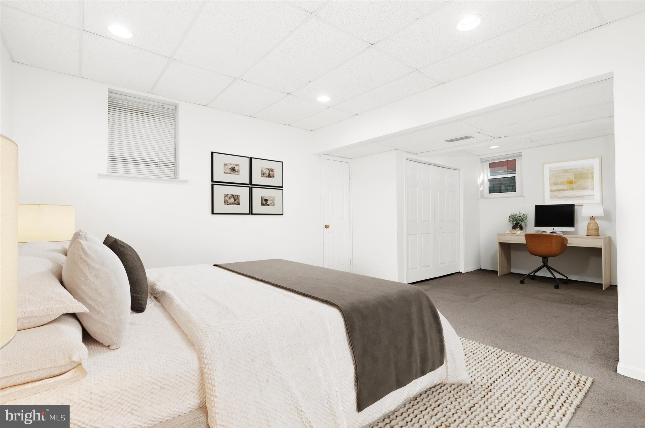 LAKE COVENTRY - Residential