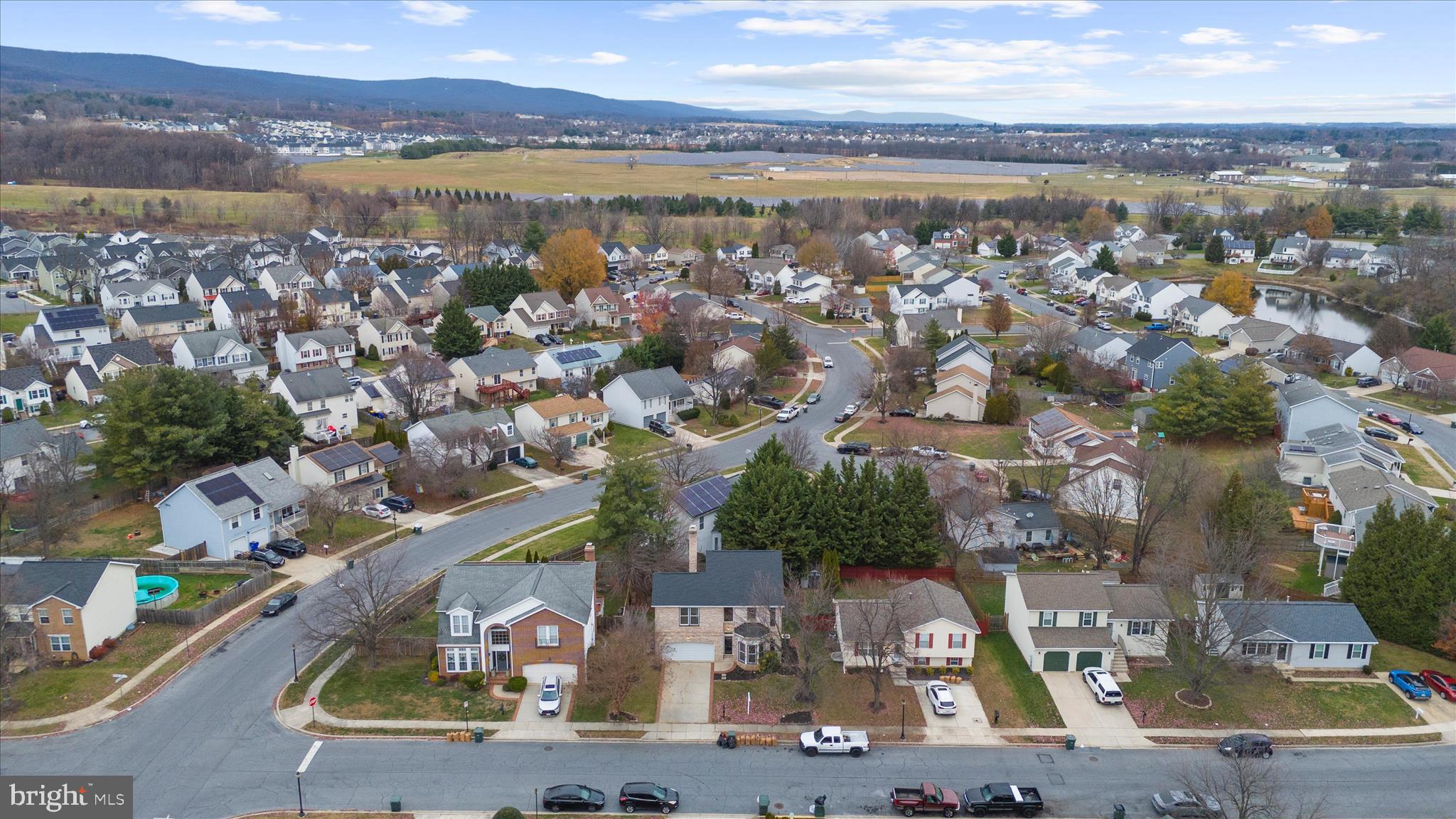 LAKE COVENTRY - Residential