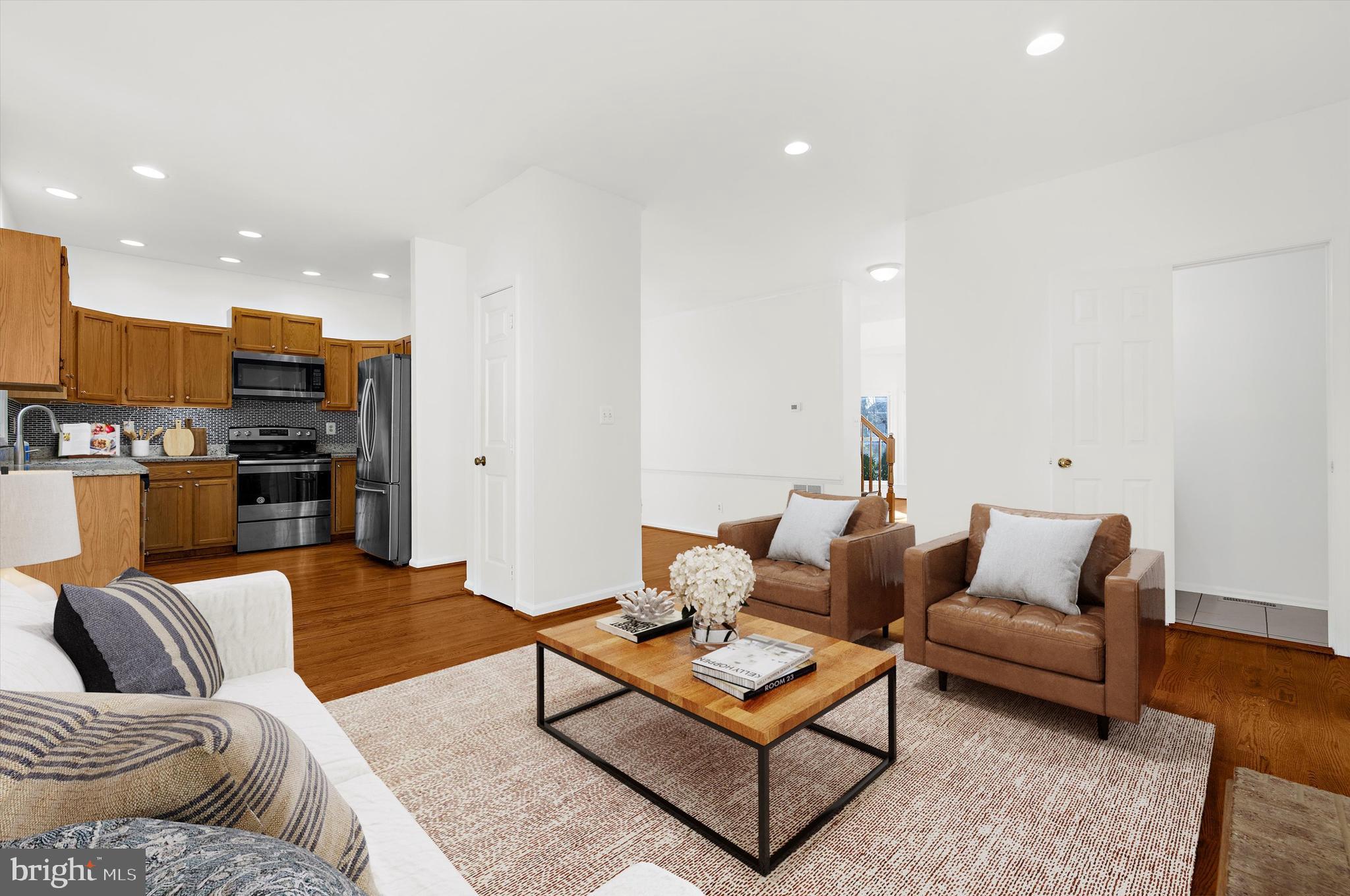 LAKE COVENTRY - Residential