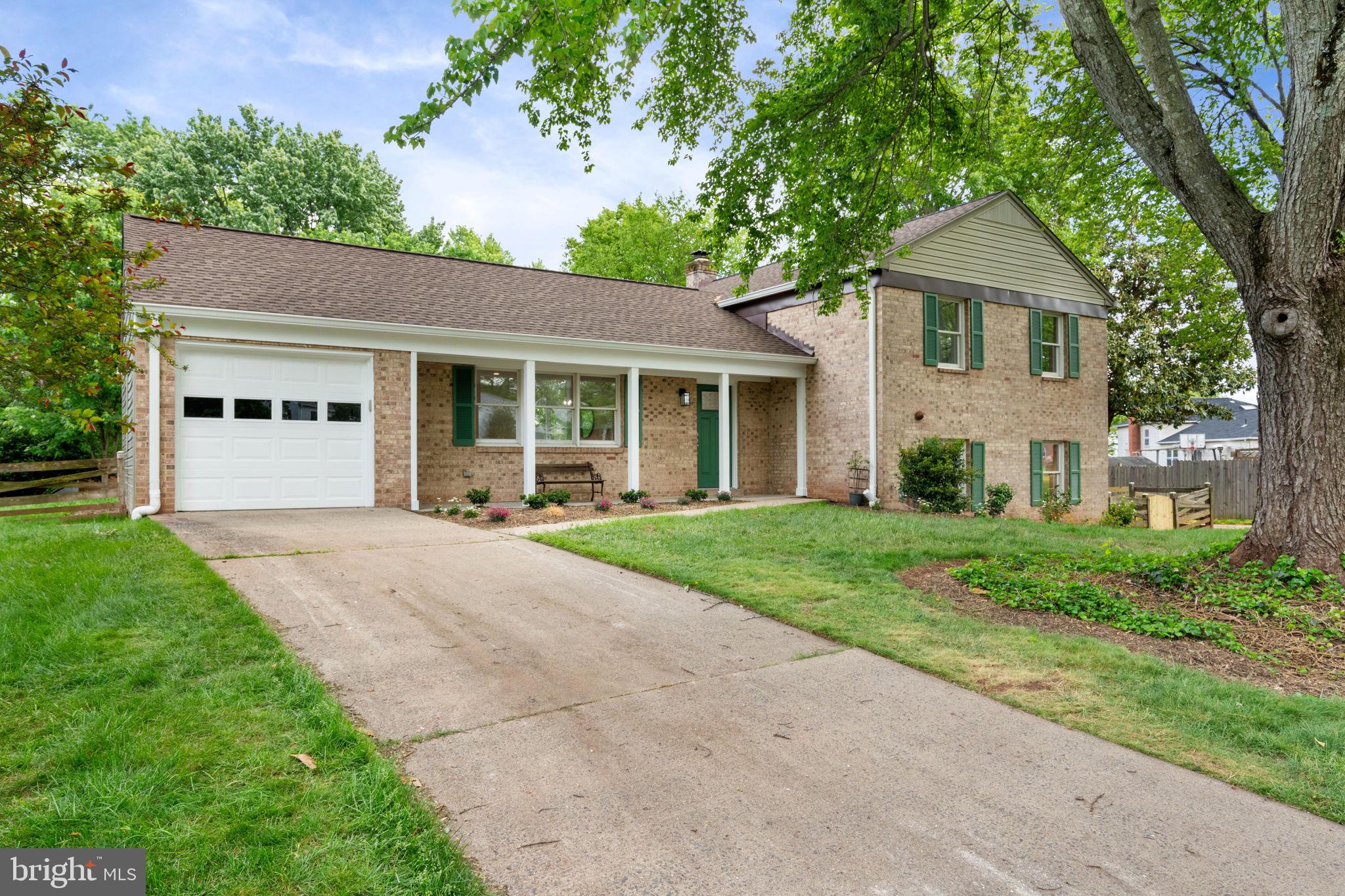 4505 BRIARTON DRIVE