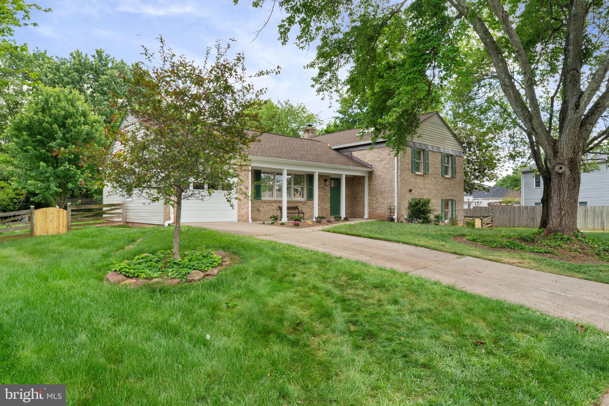 4505 BRIARTON DRIVE