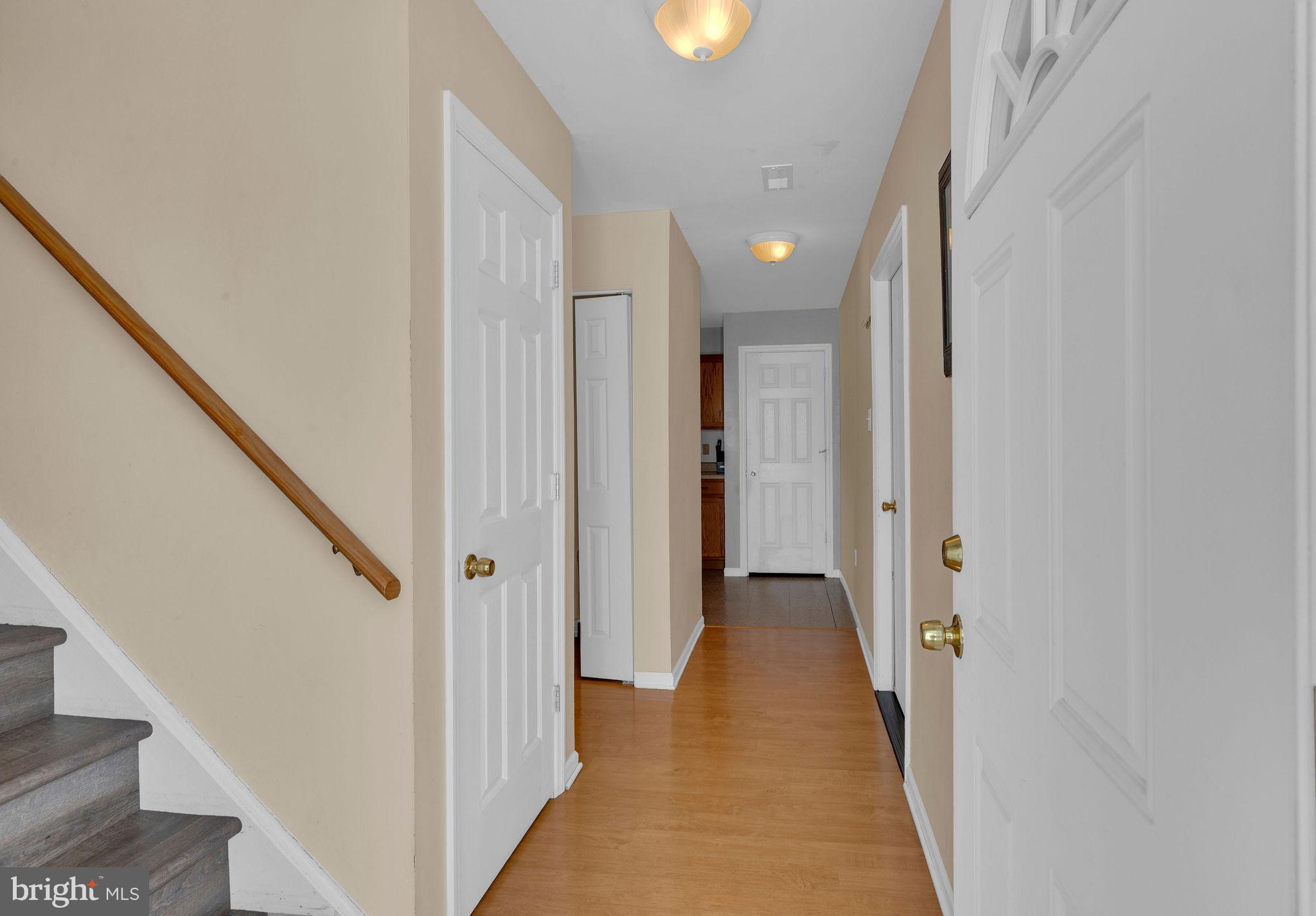 EMERALD HOLLOW ESTS - Residential