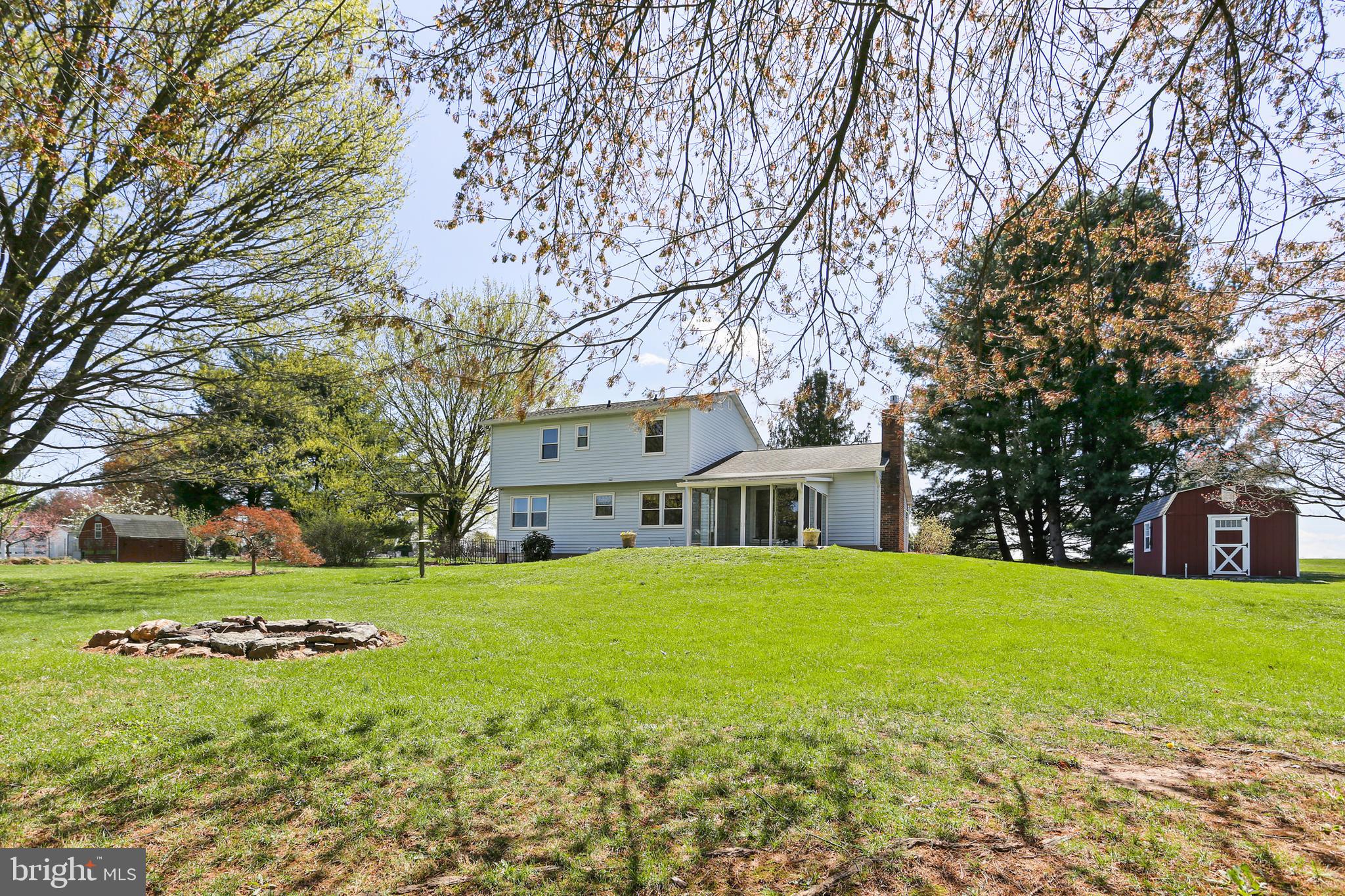 2005 MOUNT VIEW ROAD