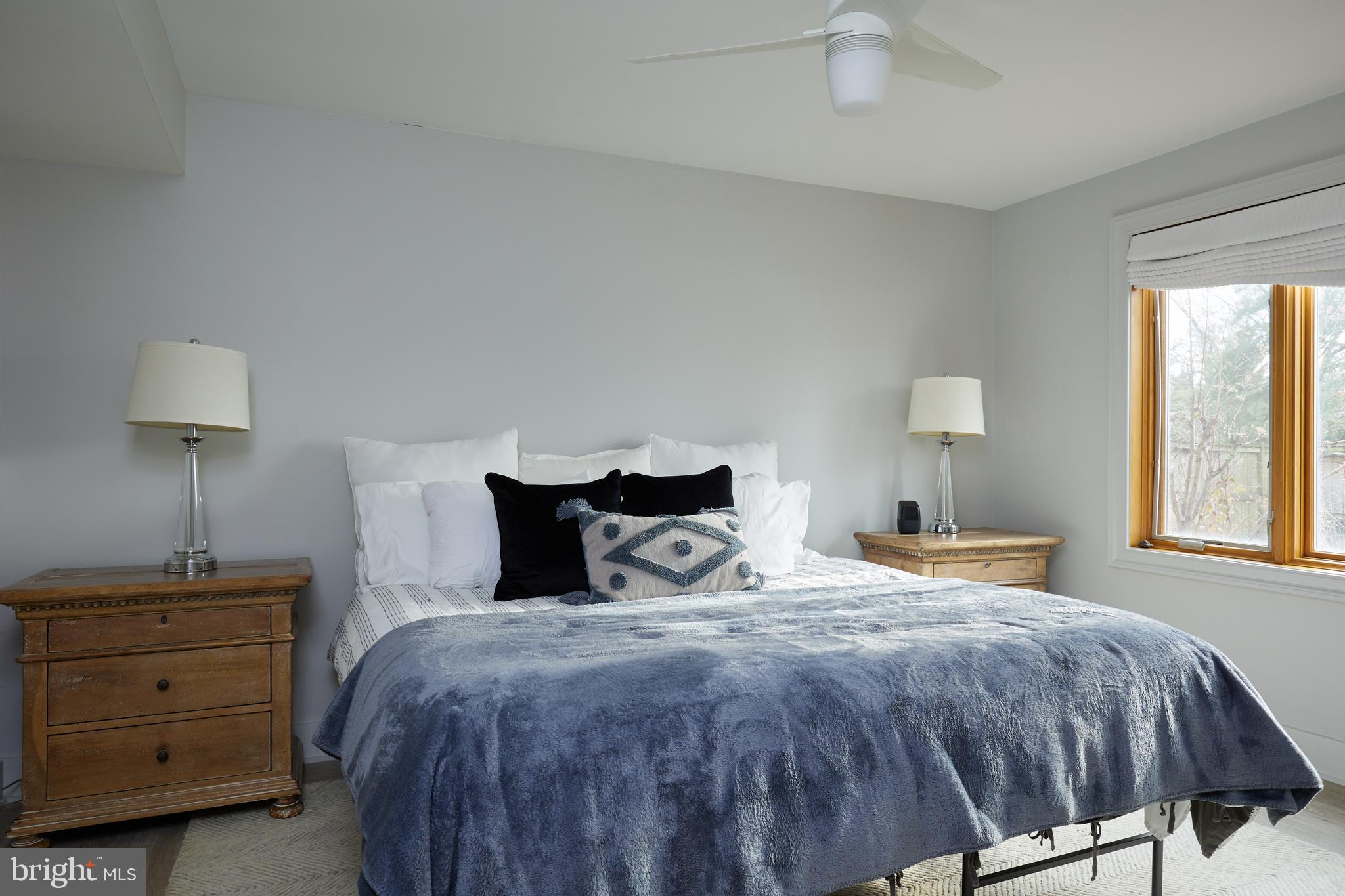 POTOMAC VILLAGE - Residential