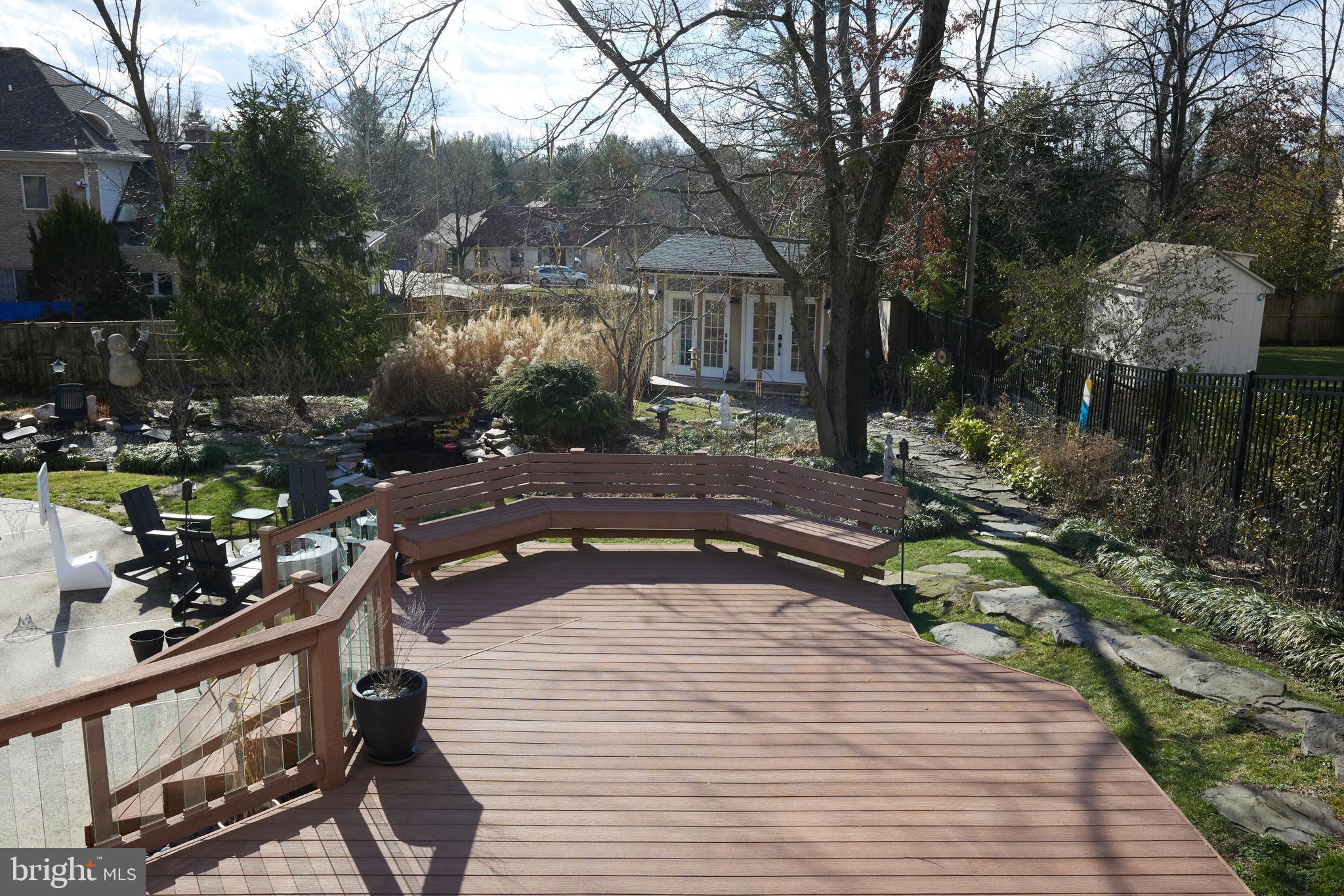 POTOMAC VILLAGE - Residential